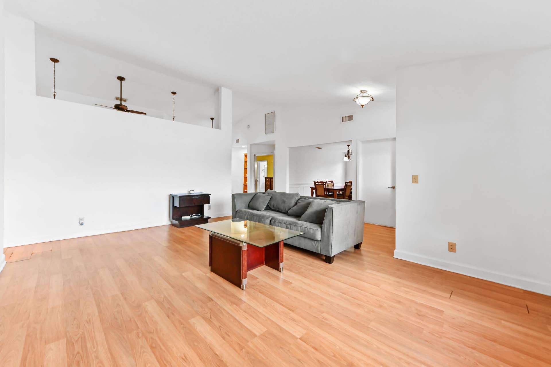 08 living room 05