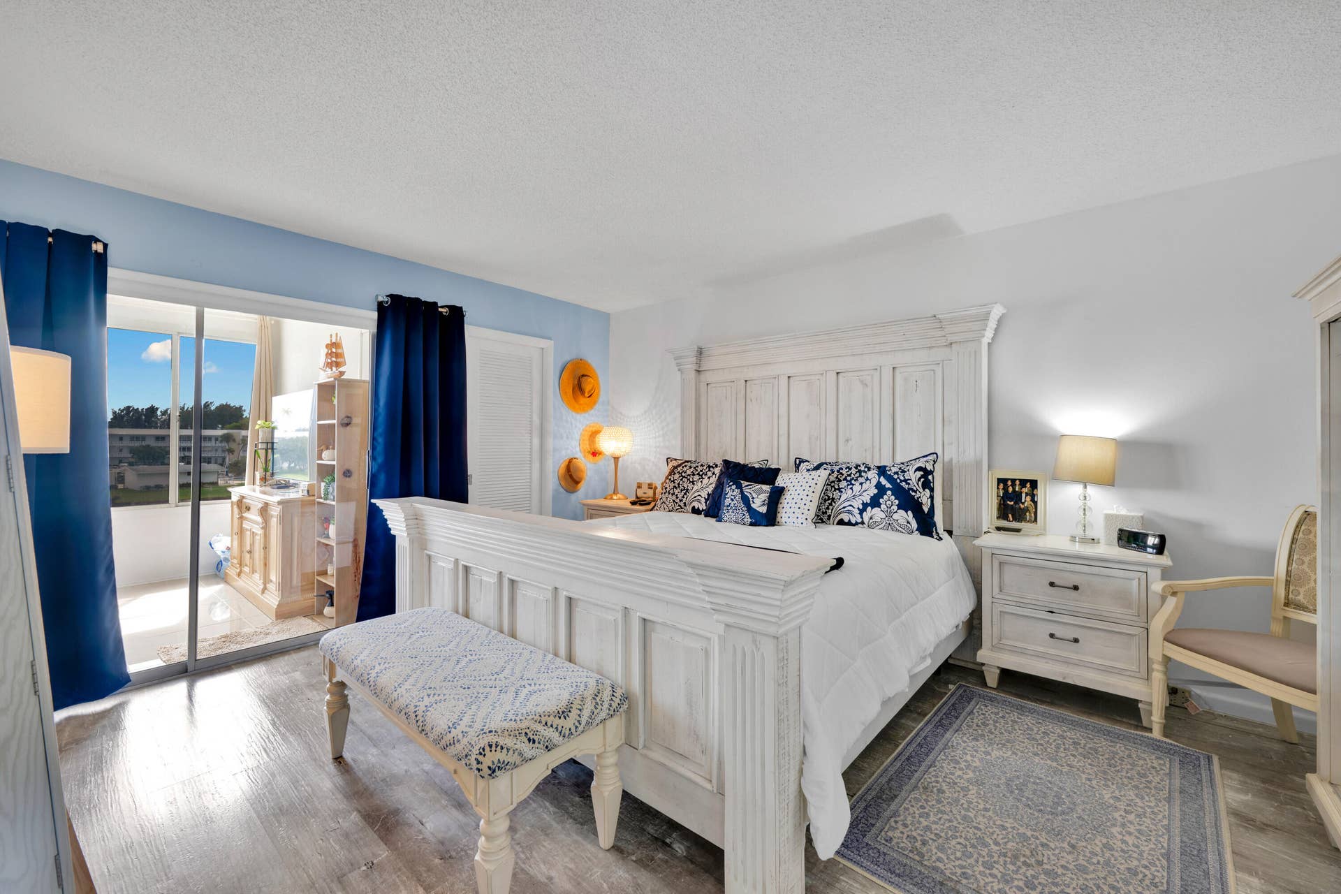 363 Wellington J West Palm Beach 00014