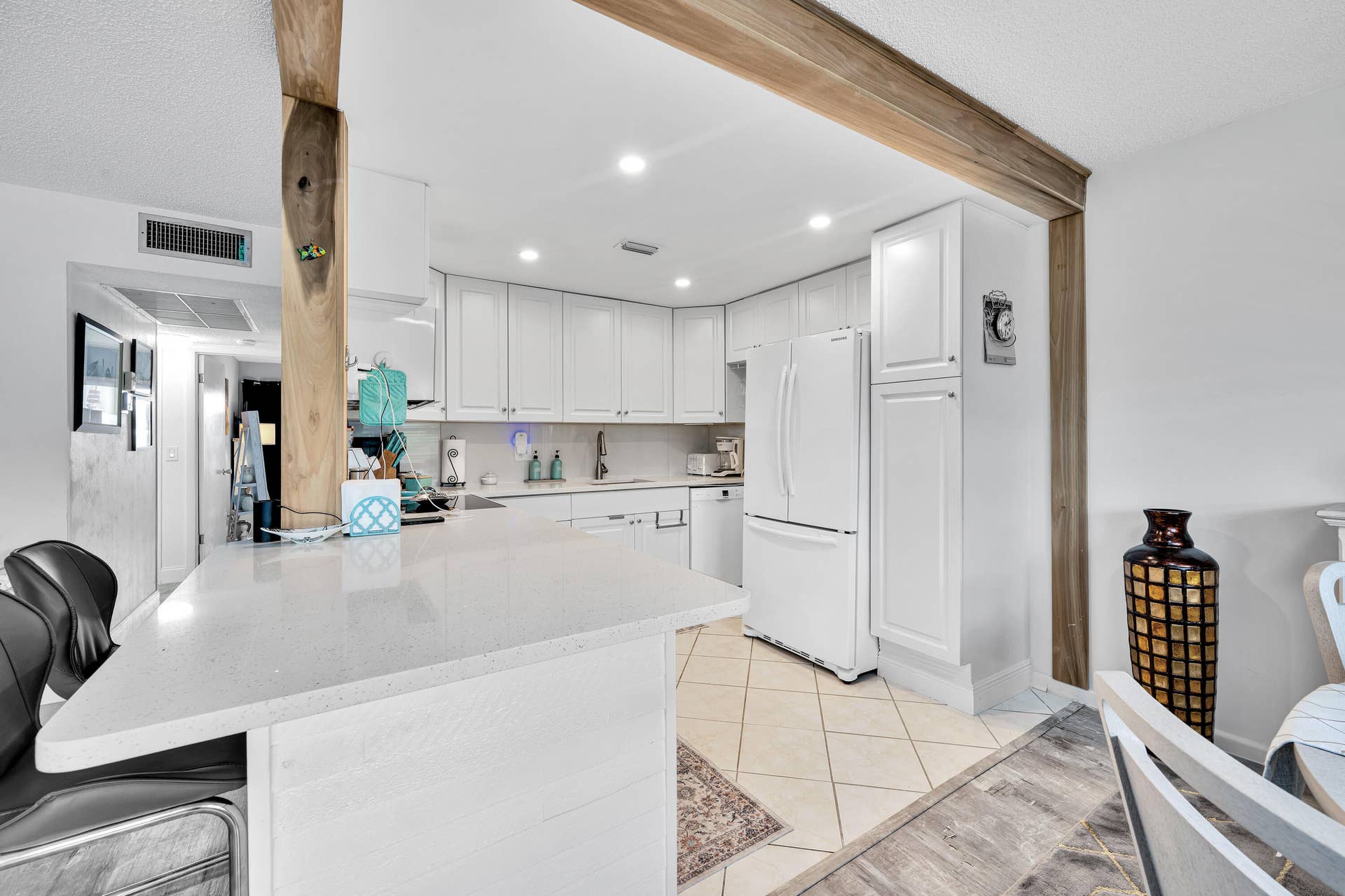 363 Wellington J West Palm Beach 00010