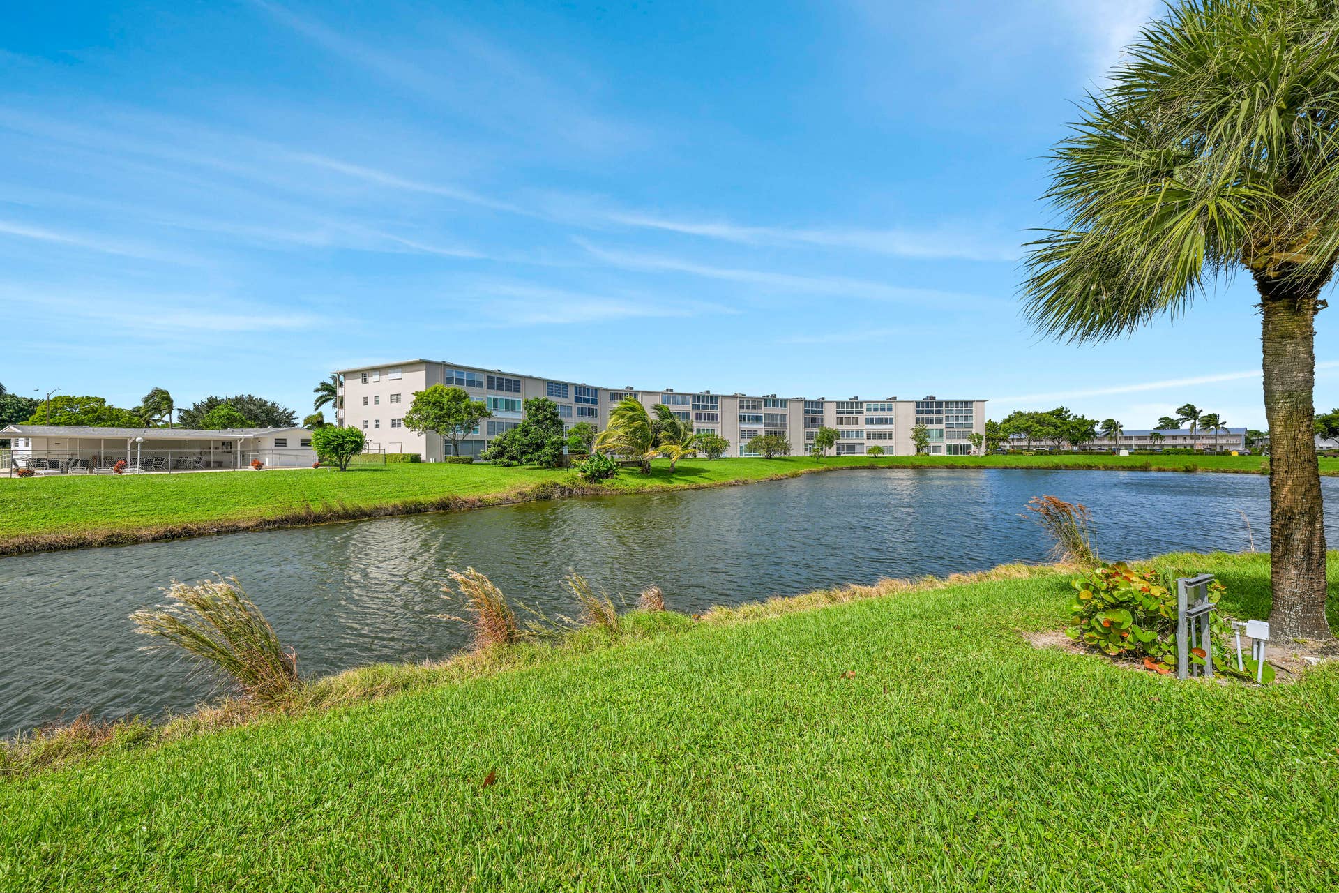 363 Wellington J West Palm Beach 00038