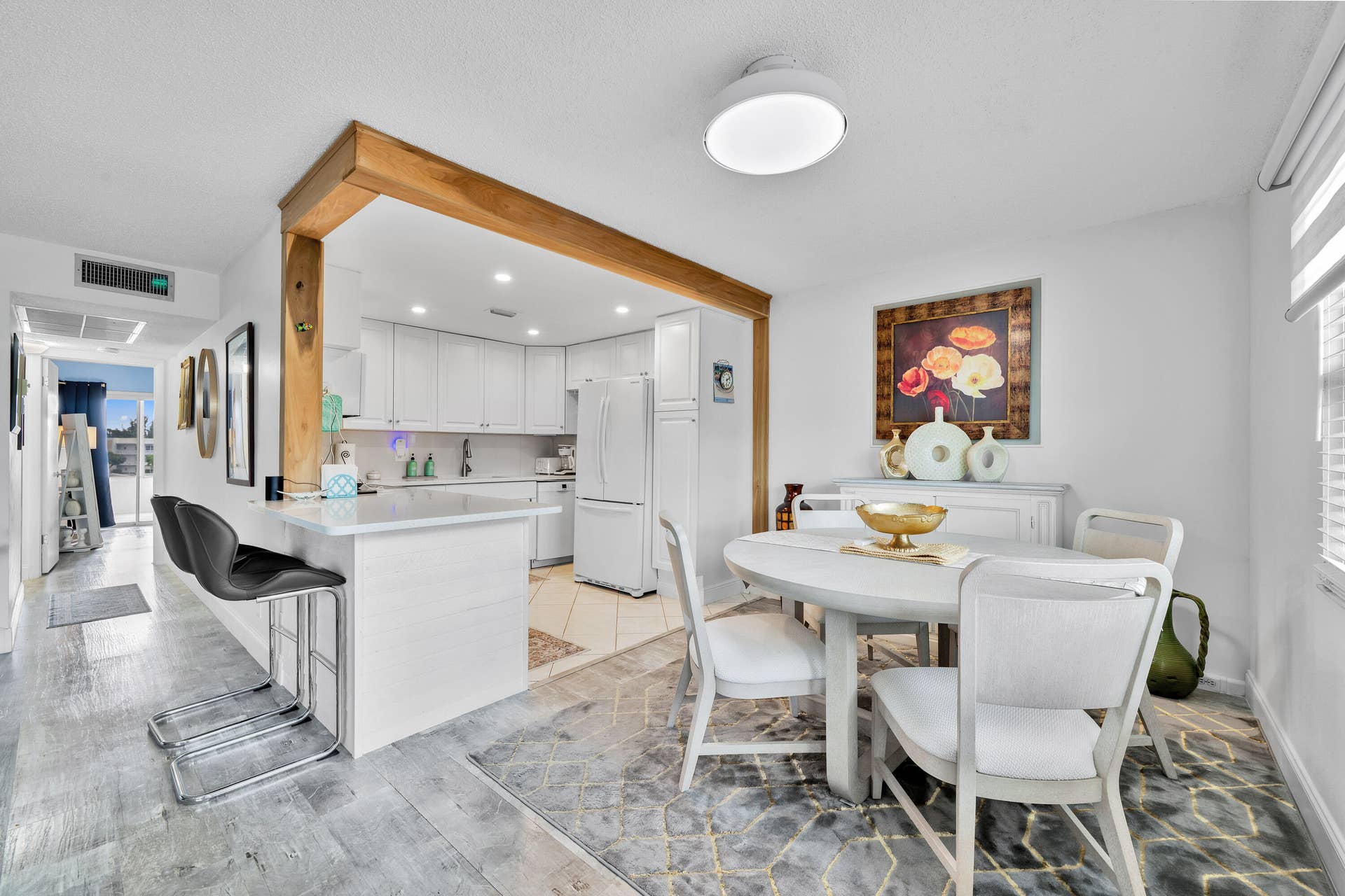 363 Wellington J West Palm Beach 00009
