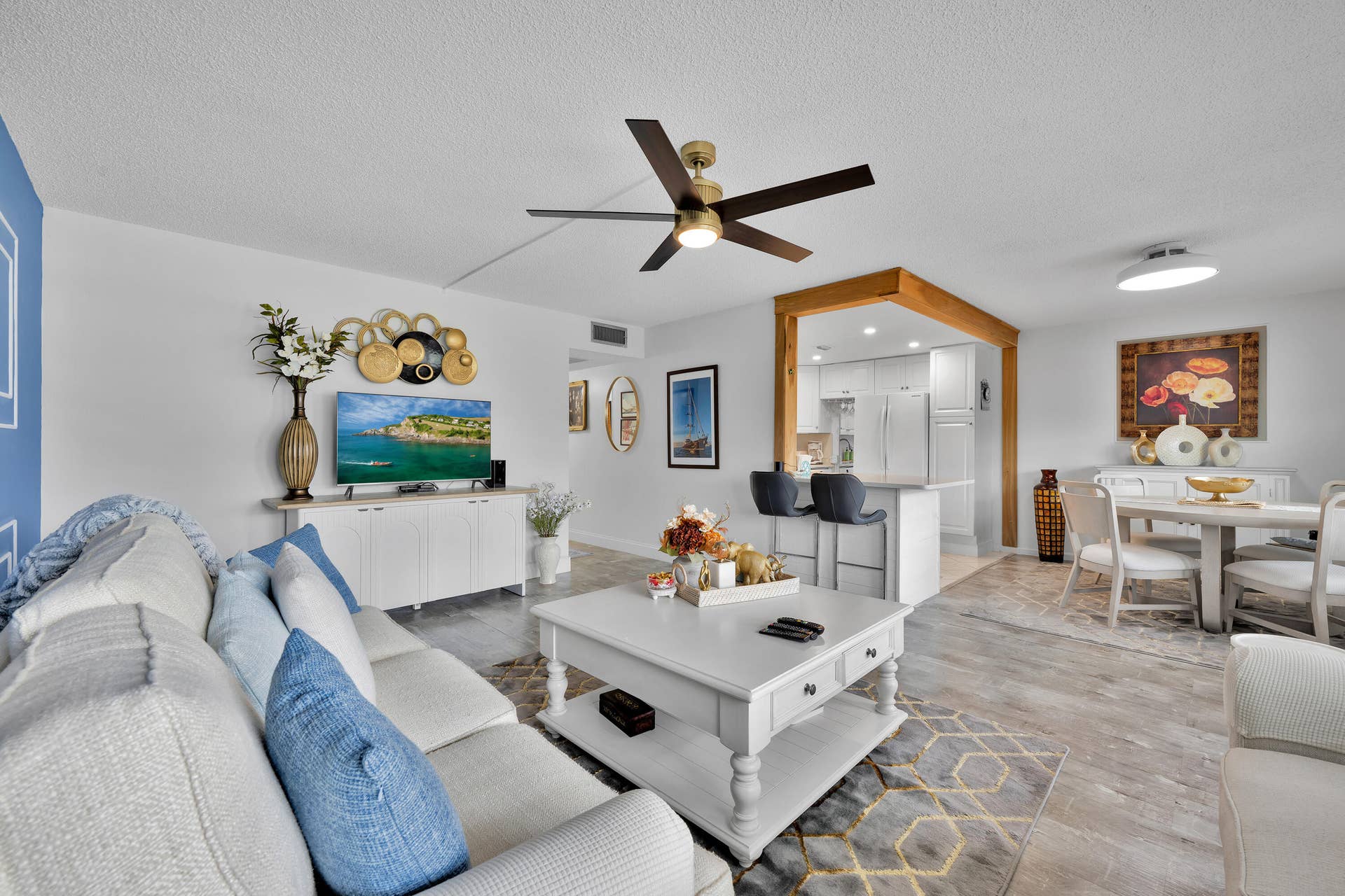 363 Wellington J West Palm Beach 00006
