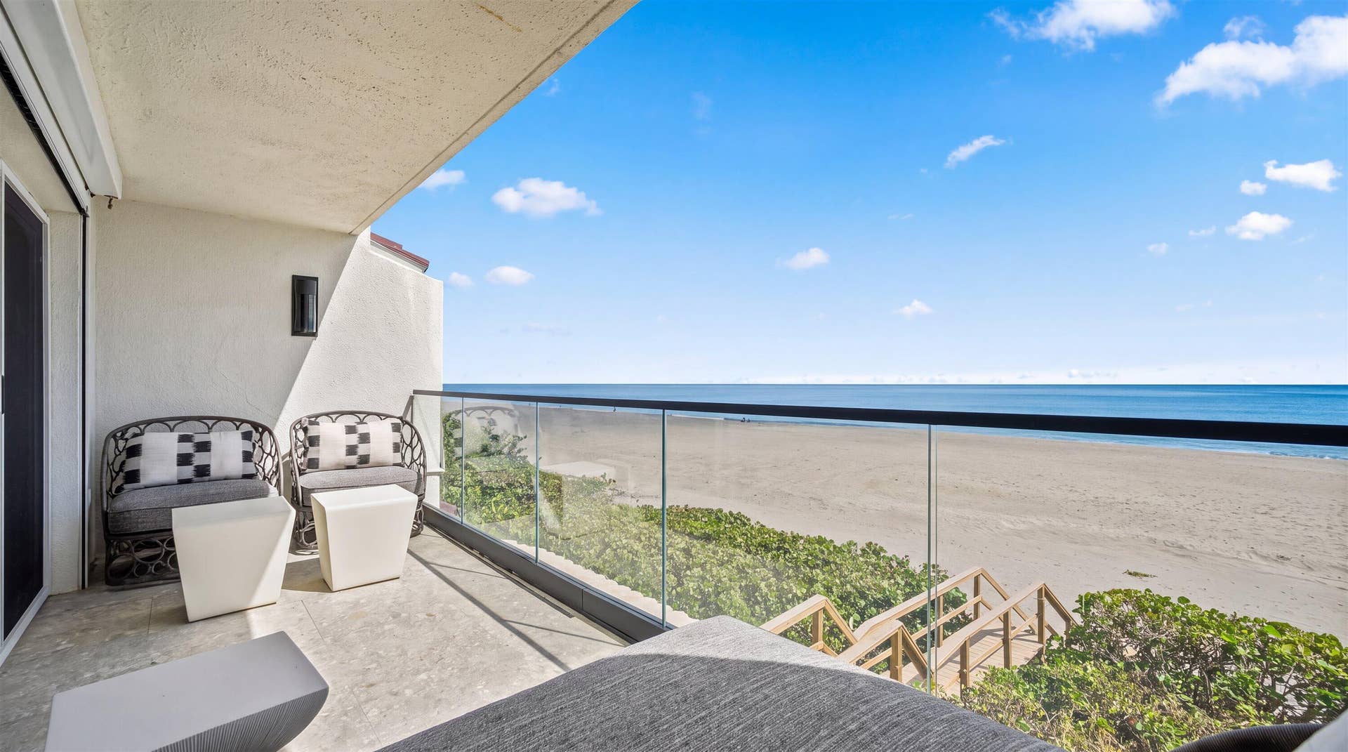 1014 Ocean Drive, Juno Beach, FL 33408 44-hf_20261008_192734_6802f4d5-6e43-450b