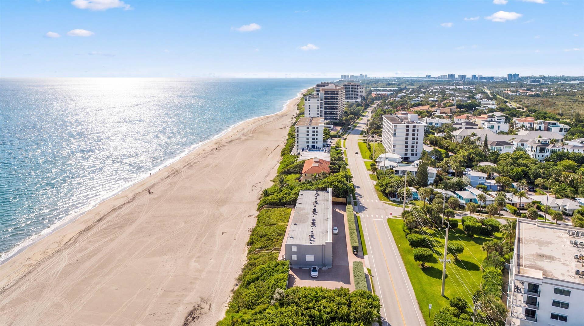 1014 Ocean Drive, Juno Beach, FL 33408 54-1014 Ocean Dr