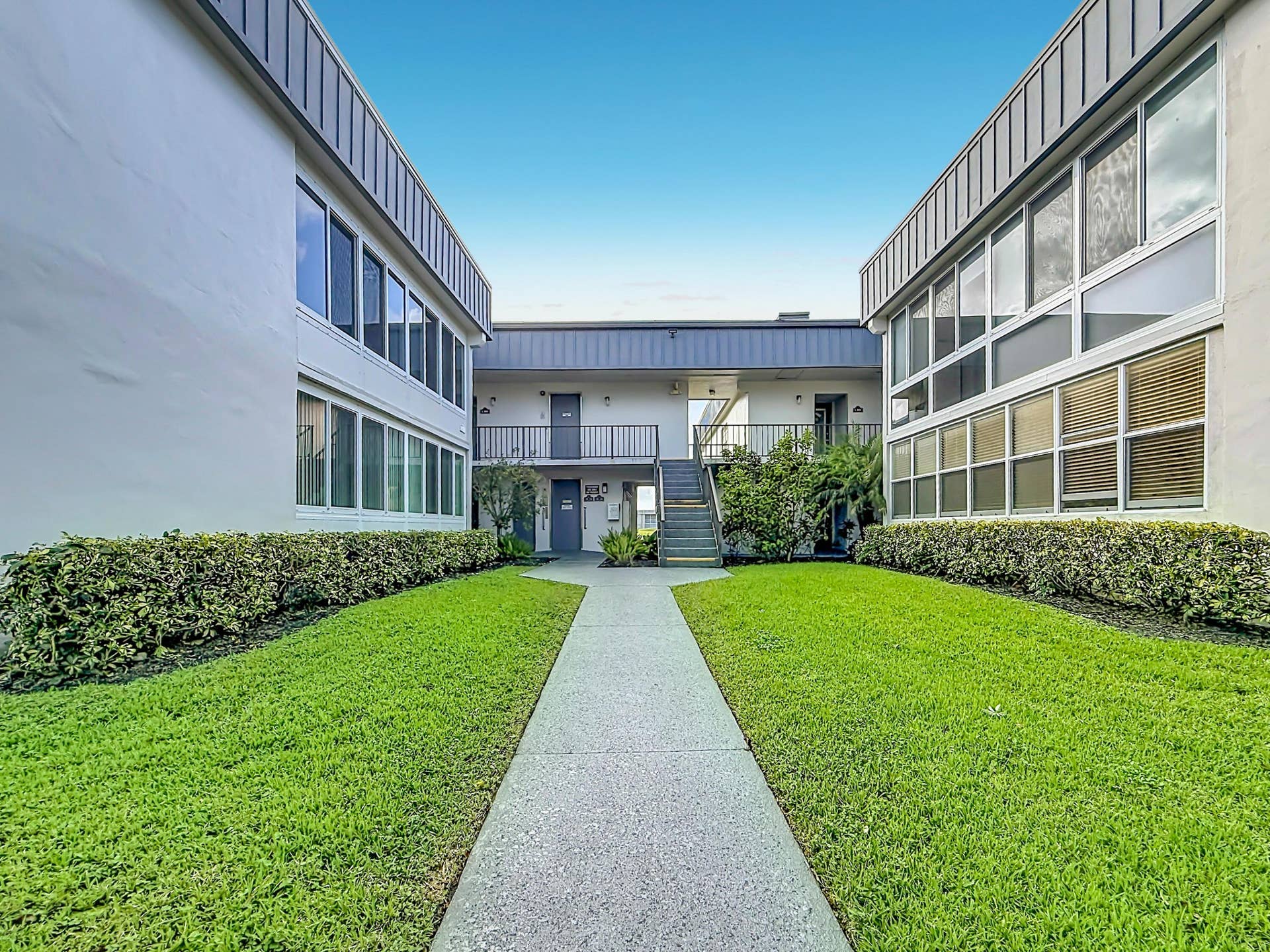 570 PIEDMONT L Park, Delray Beach, FL 33484 05
