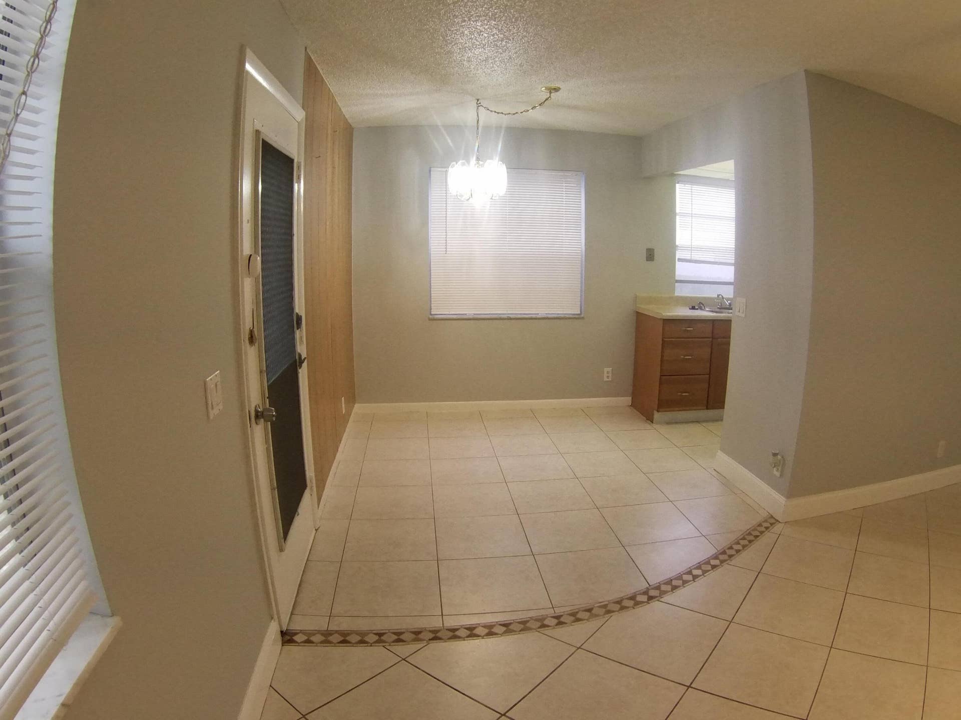 67 Normandy B, Delray Beach, FL 33484 SING0010
