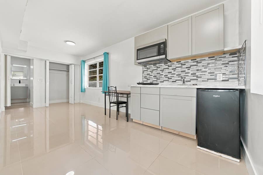 Property photo for 2463 LINCOLN Street, Hollywood, FL