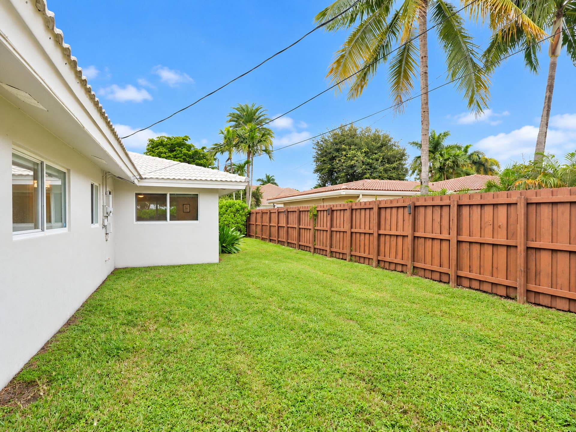 2632 NE 35TH Street, Fort Lauderdale, FL 33306 39-web-or-mls-2632_37