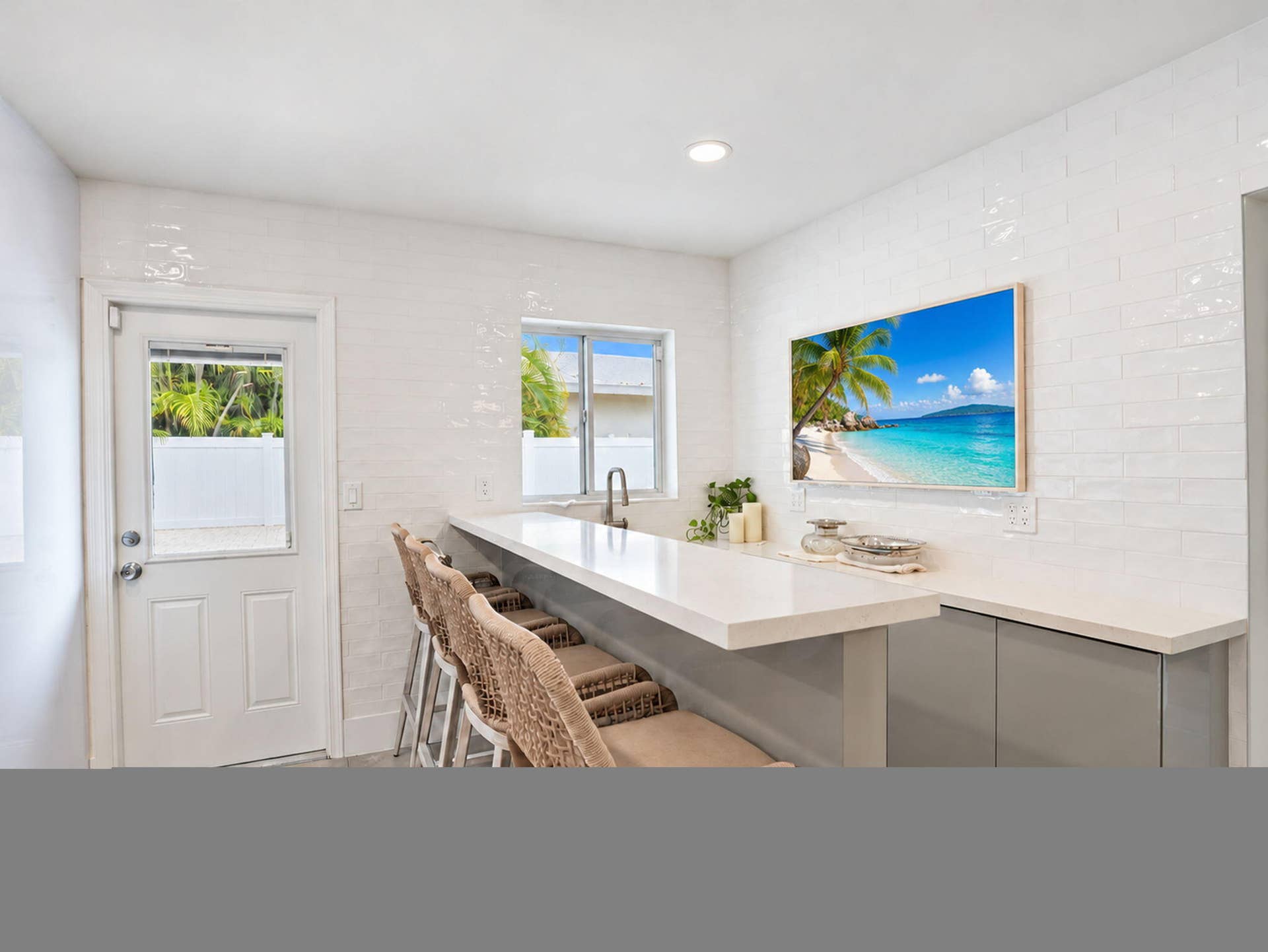 2632 NE 35TH Street, Fort Lauderdale, FL 33306 13-web-or-mls-2632_10