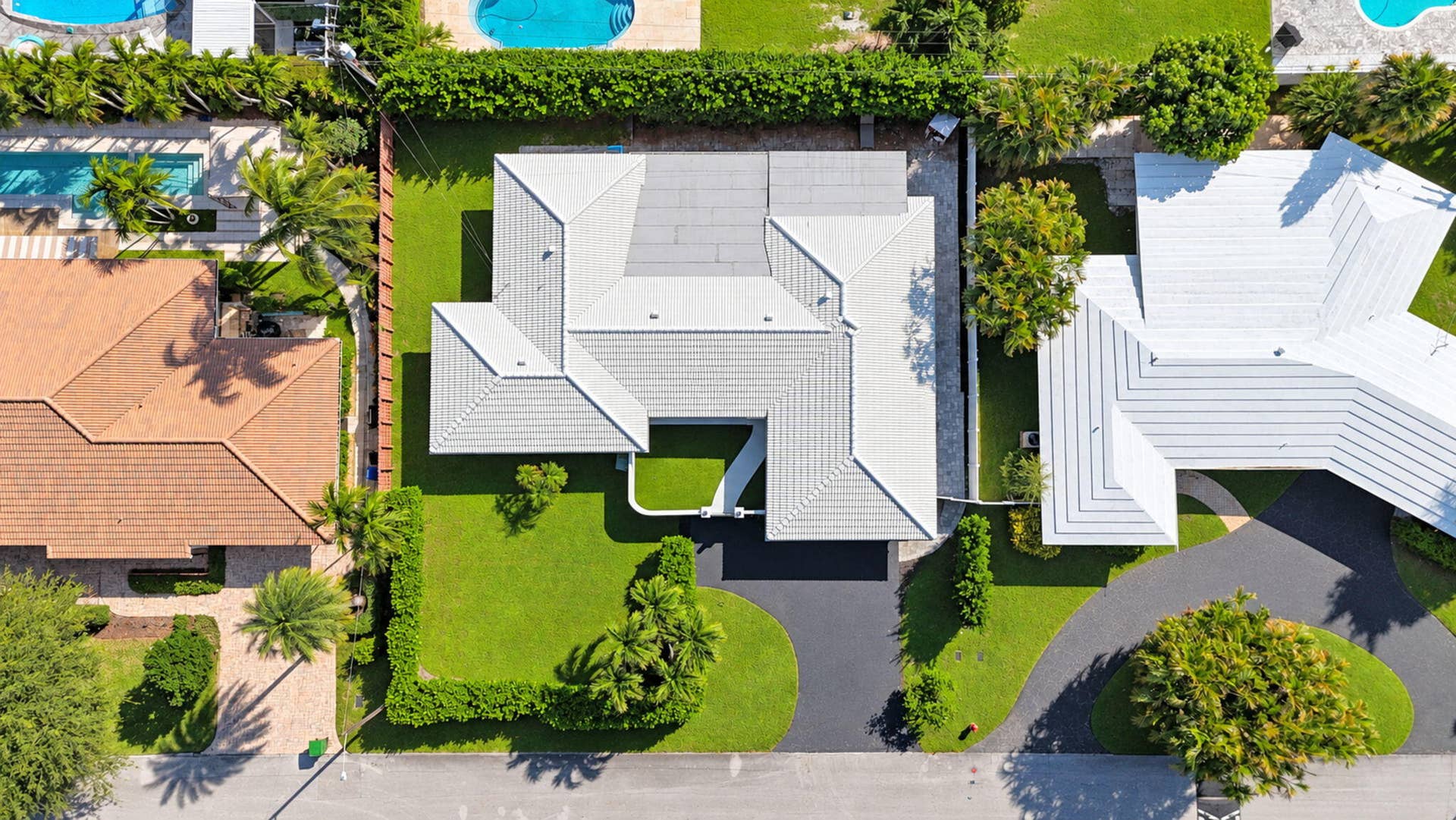 2632 NE 35TH Street, Fort Lauderdale, FL 33306 46-web-or-mls-002_John_2632_CLOSE_NO_ARR