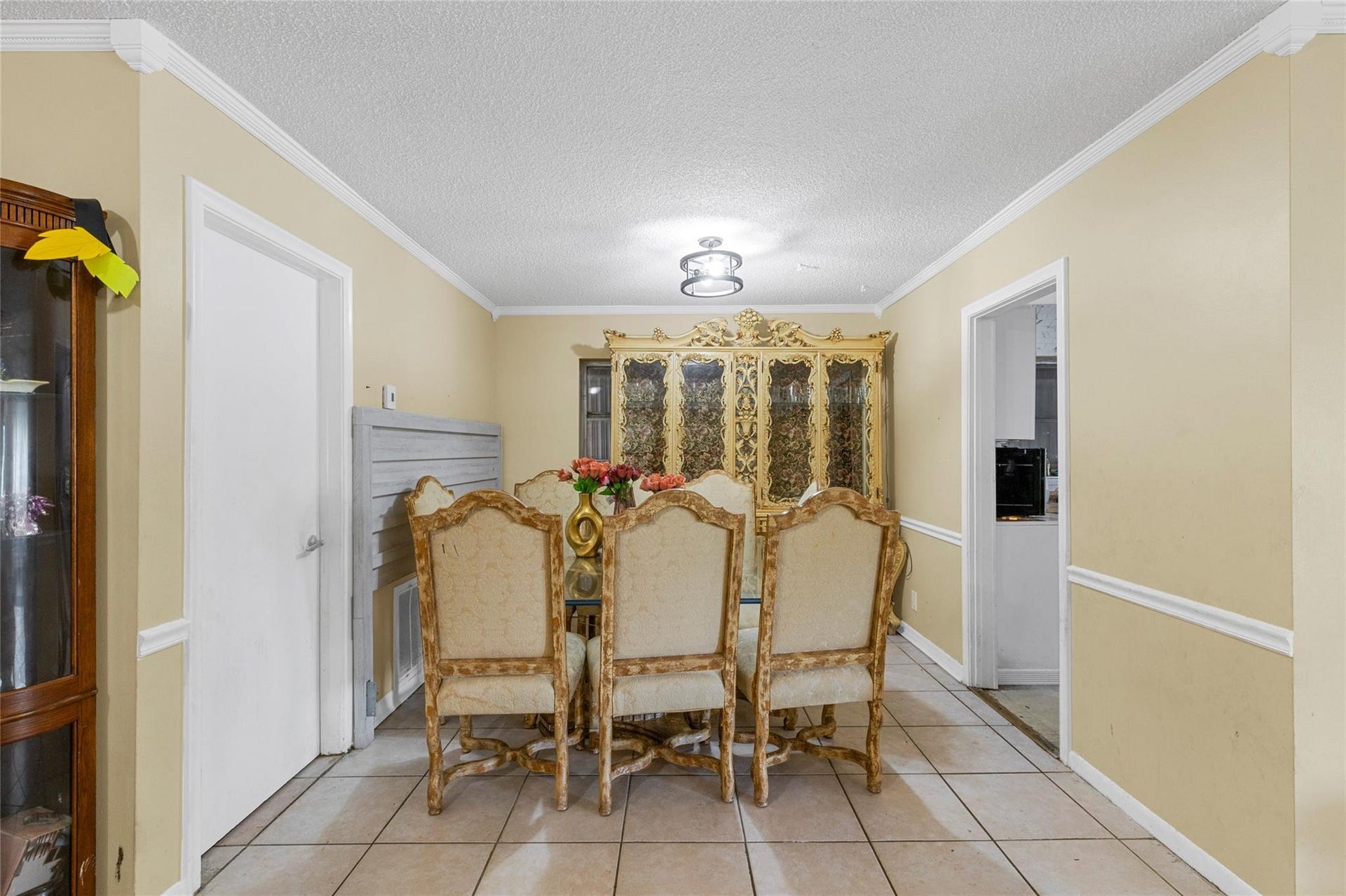 970 SW 67TH Avenue, North Lauderdale, FL 33068 Photo 8