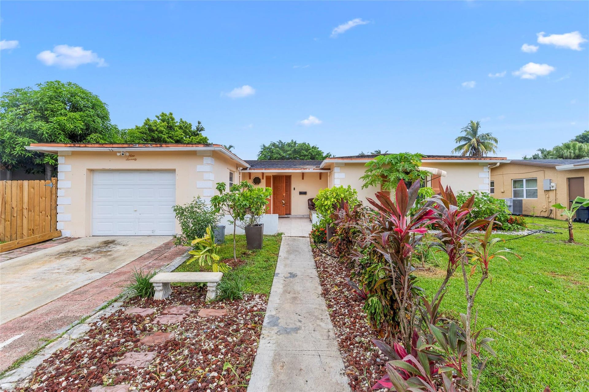 970 SW 67TH Avenue, North Lauderdale, FL 33068 Photo 6