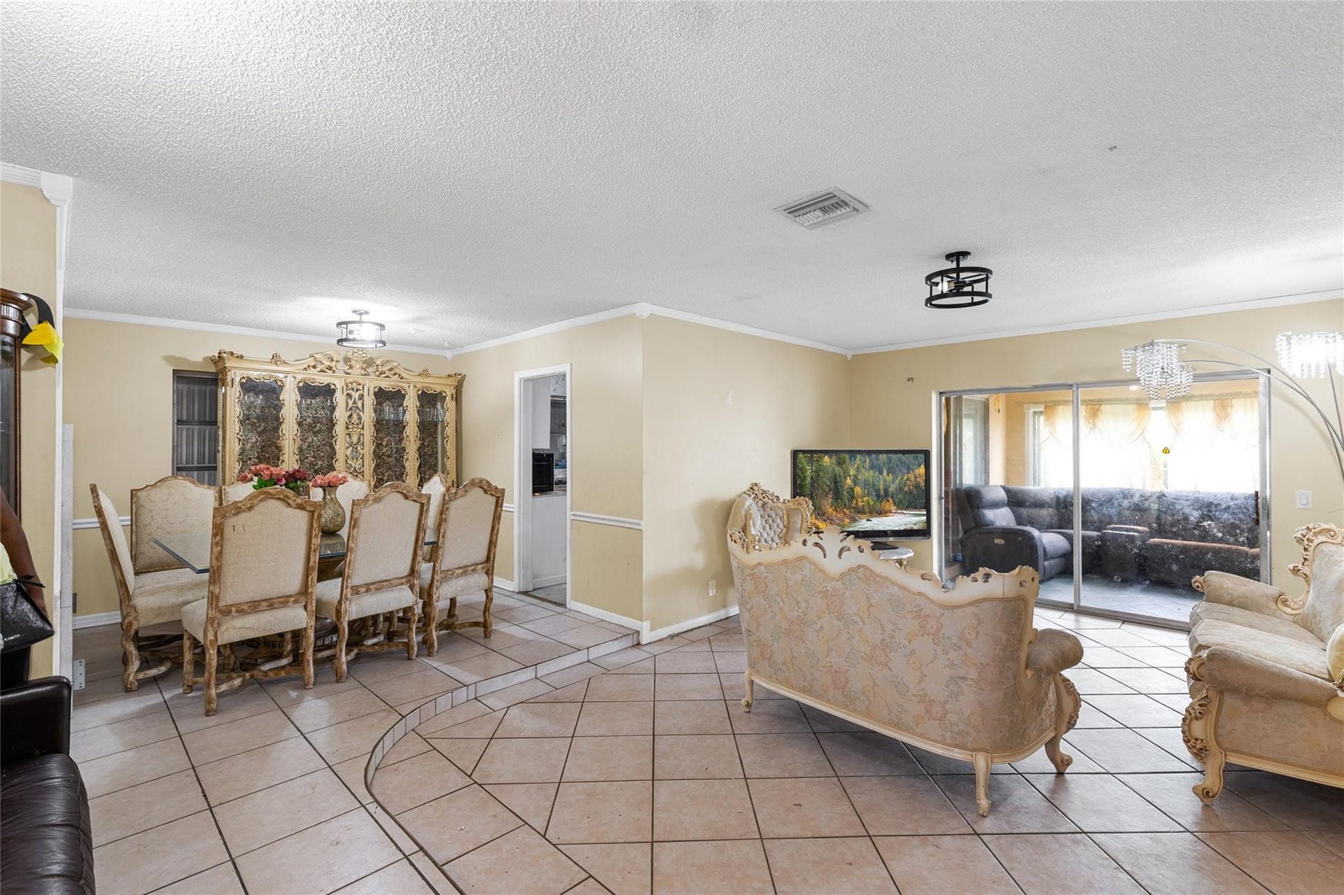 970 SW 67TH Avenue, North Lauderdale, FL 33068 Photo 1