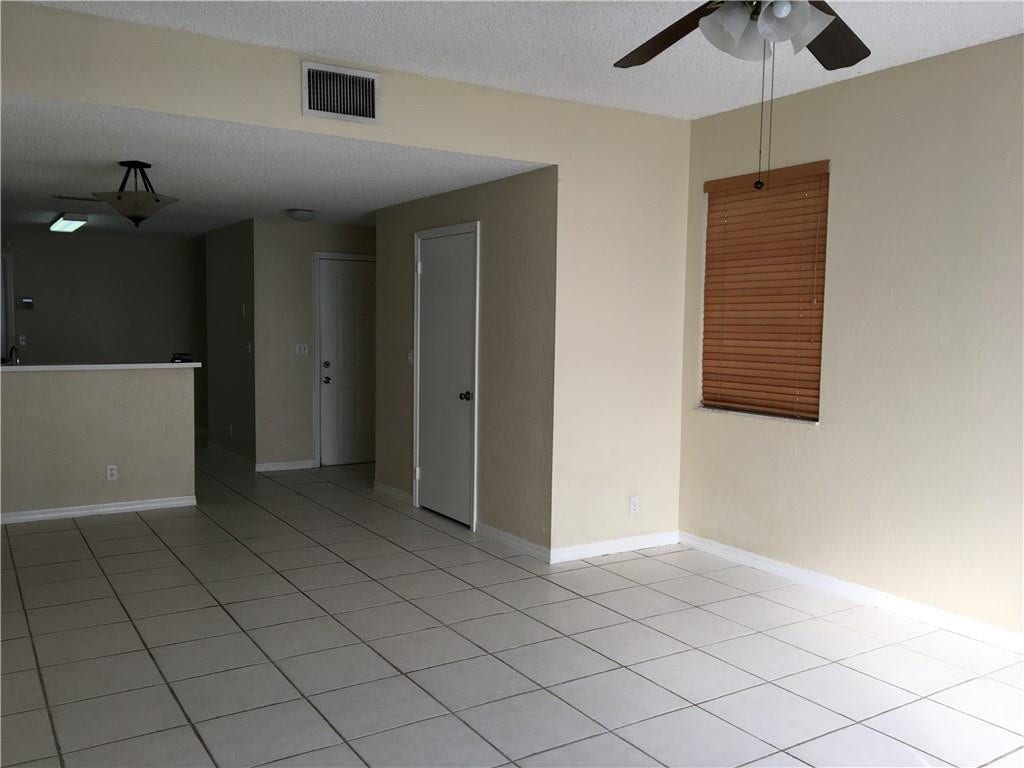 901 SEVILLA Circle, Weston, FL 33326 Photo 12