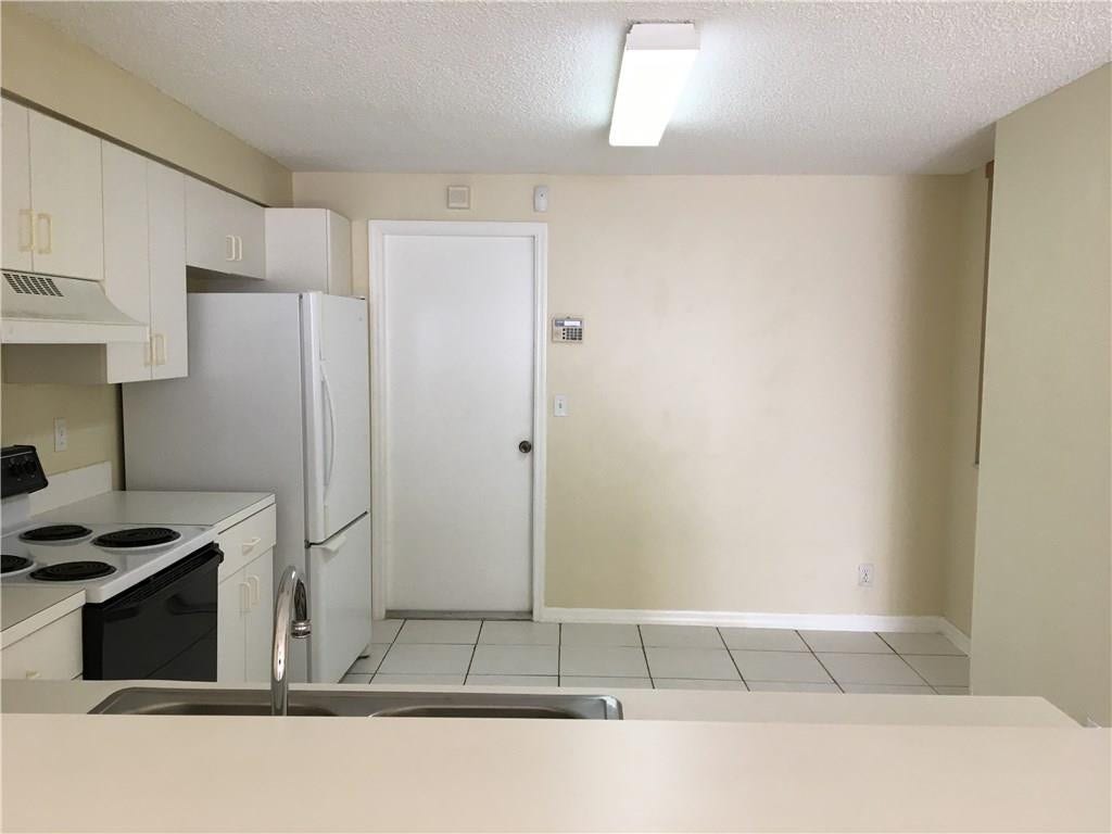 901 SEVILLA Circle, Weston, FL 33326 Photo 5