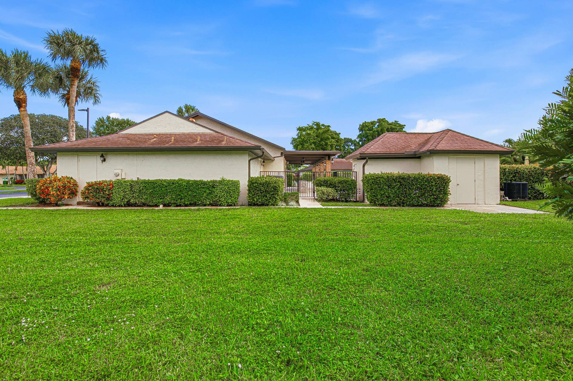 10393 QUAILWOOD Lane, #B, Boynton Beach, Boynton Beach, FL 33436 27-Clubhouse-Side Entrance