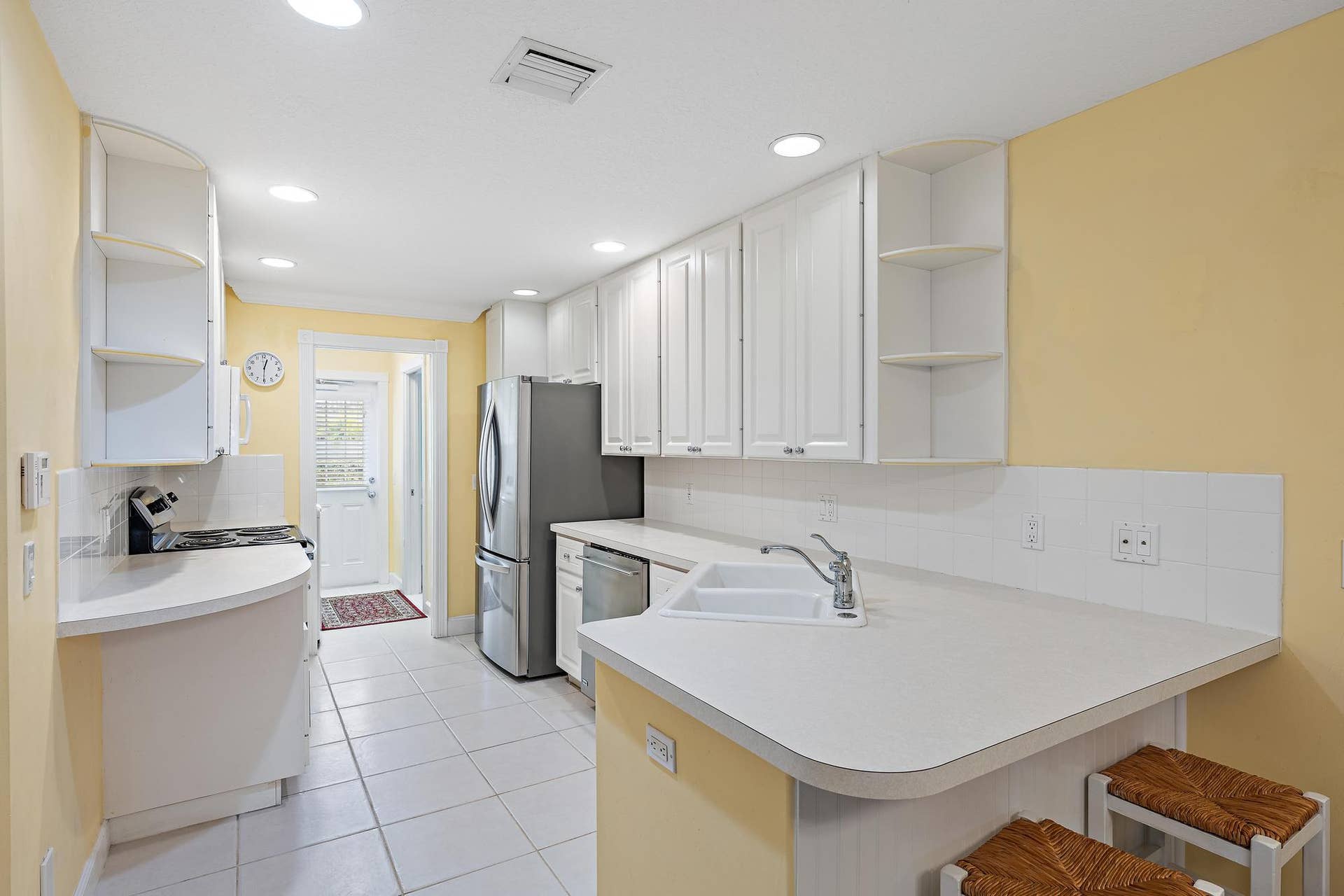 3277 E Community Drive, Jupiter, FL 33458 3277 E Community Dr-4