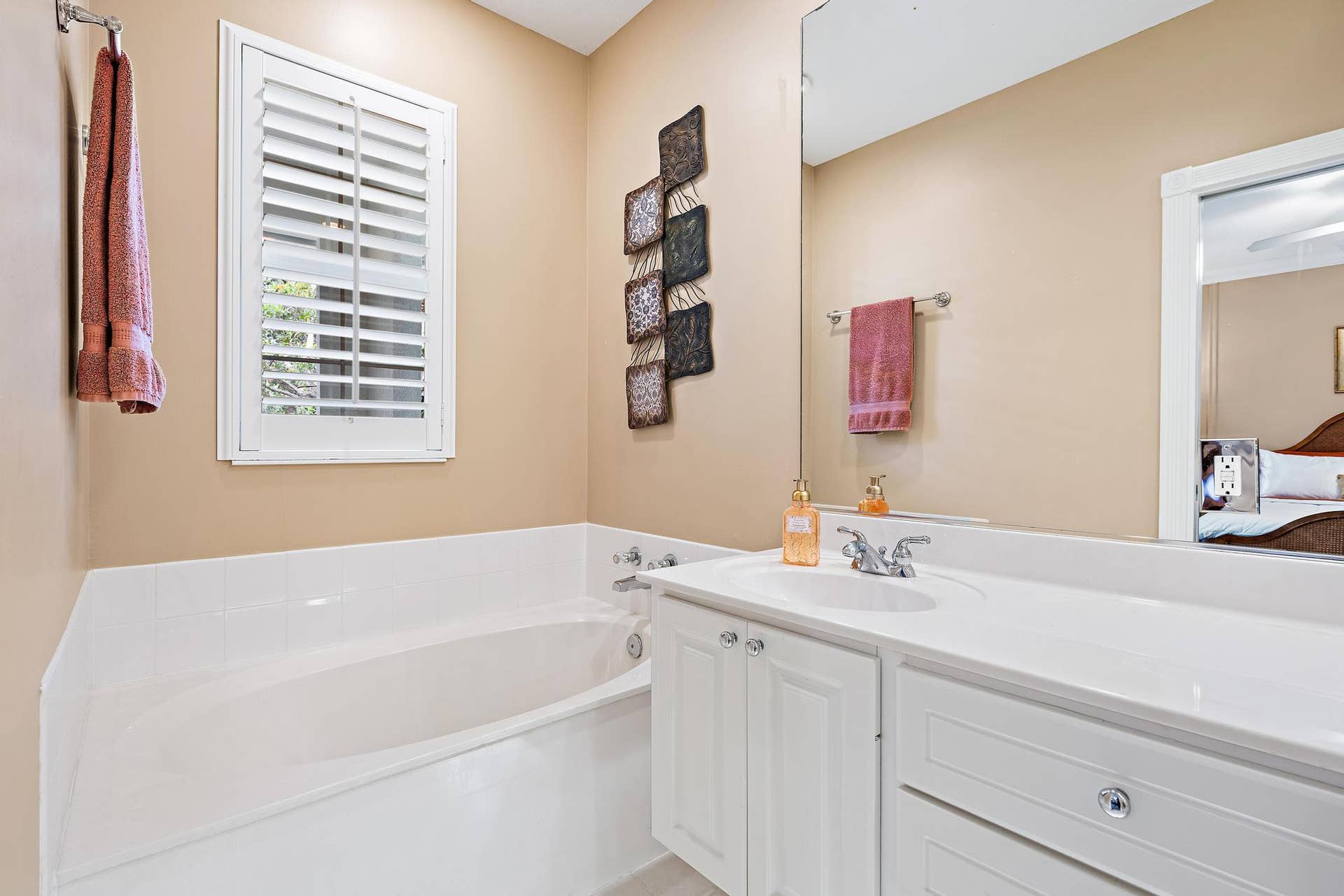 3277 E Community Drive, Jupiter, FL 33458 3277 E Community Dr-17