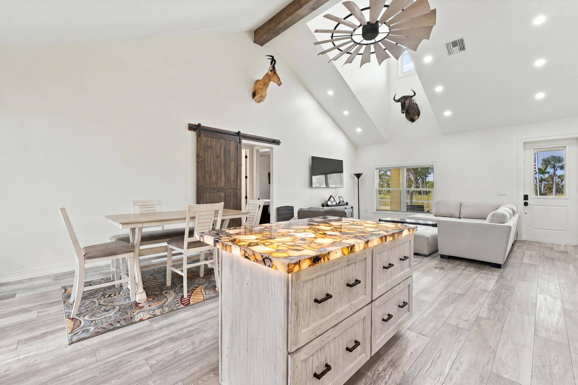 8700 SW 2nd Street, Okeechobee, FL 34974 Open-Concept Kitchen & Living Area