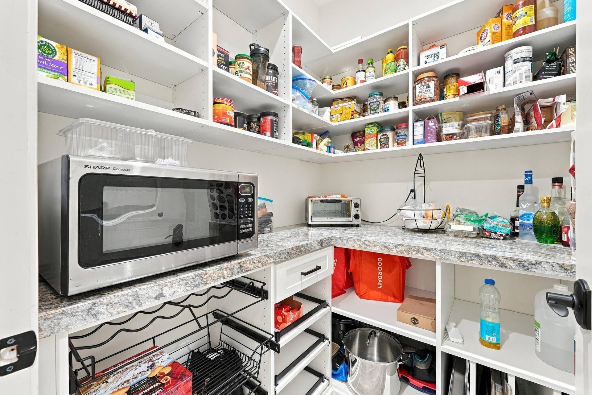 8700 SW 2nd Street, Okeechobee, FL 34974 Walk-In Pantry with Custom Shelving