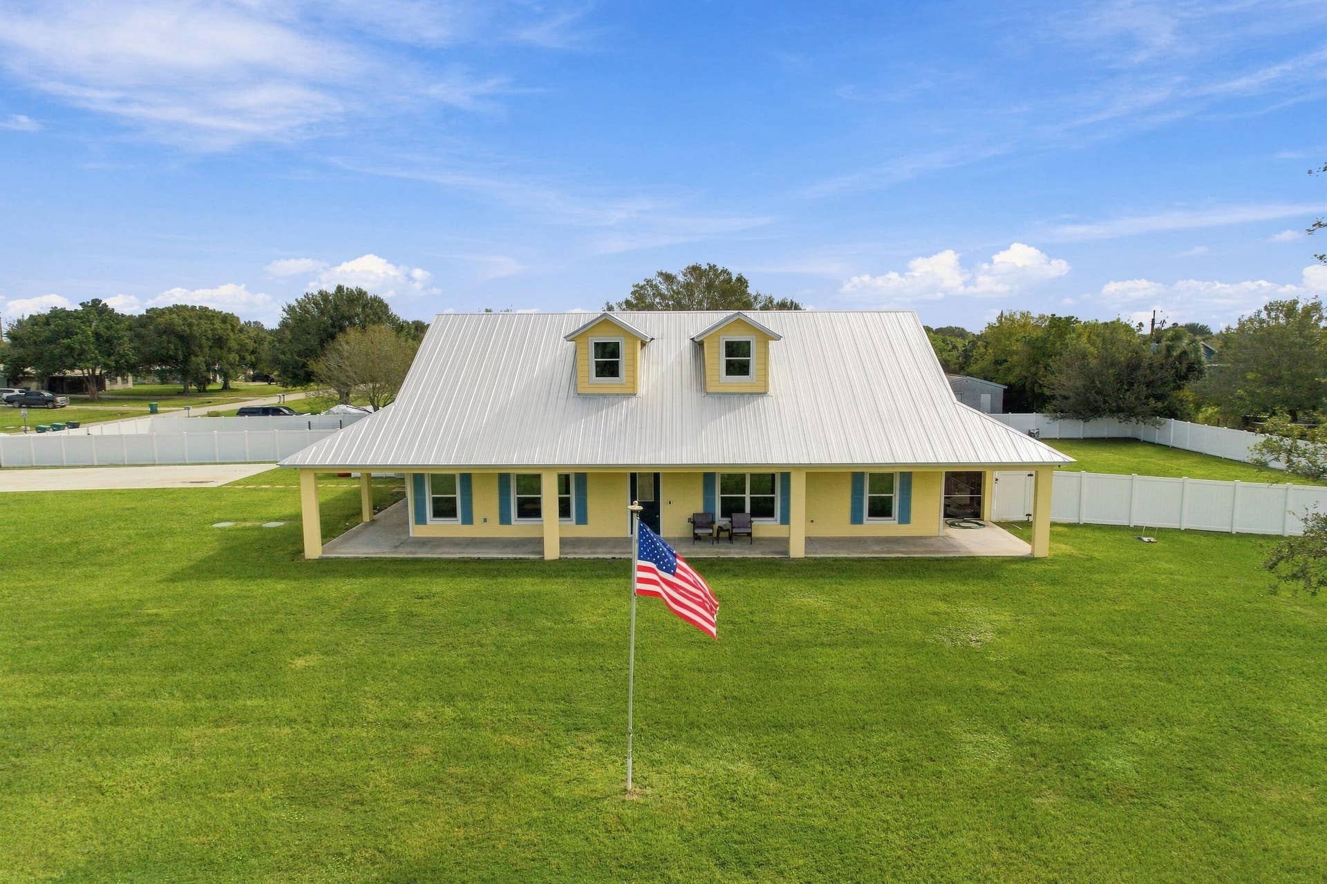 8700 SW 2nd Street, Okeechobee, FL 34974 Beautiful Front Elevation