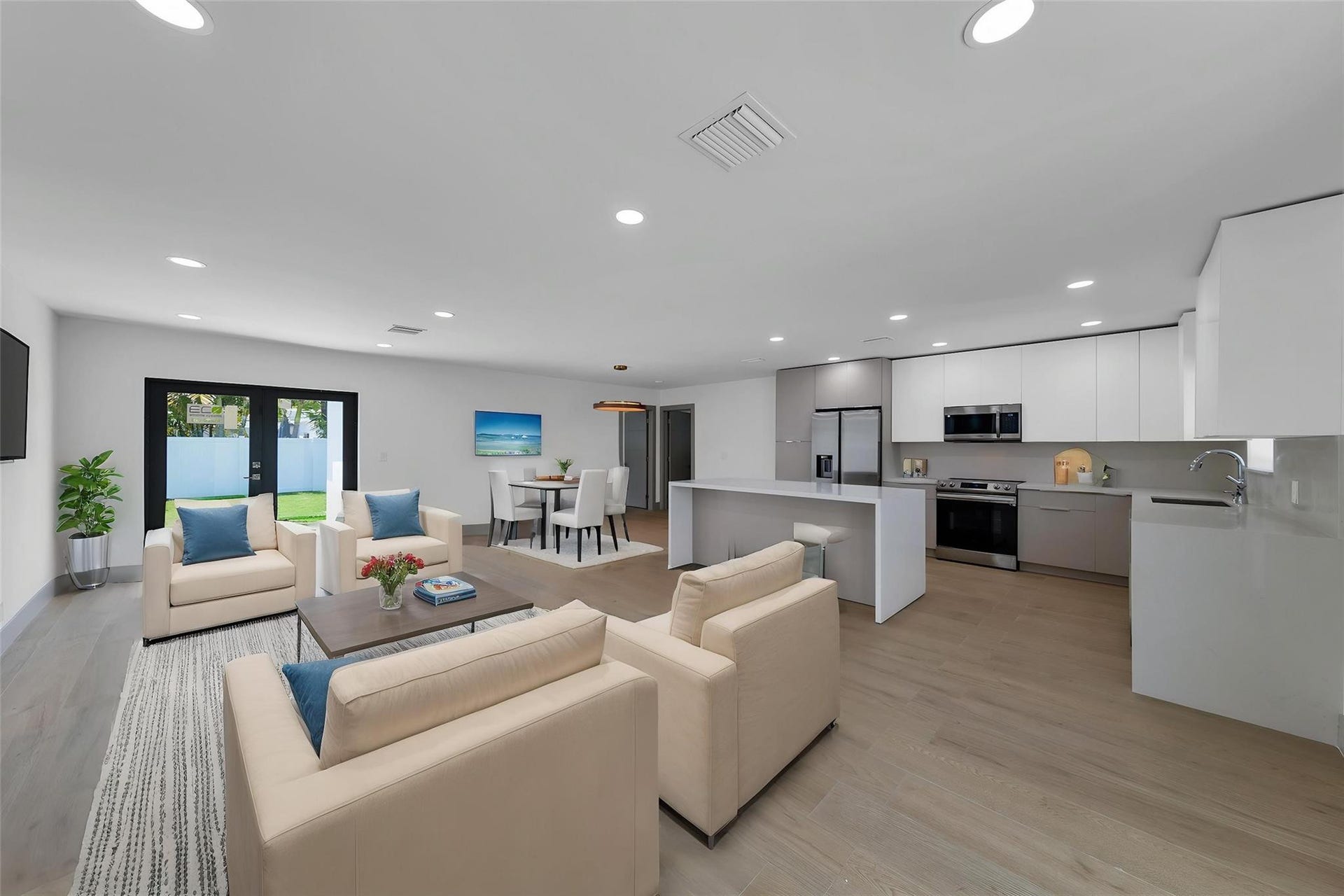 3231 NE 27TH Terrace, Lighthouse Point, FL 33064 Staged