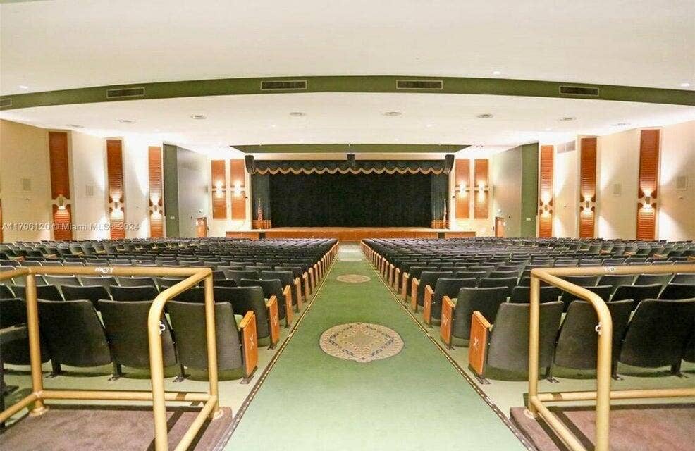 1100 SW 128TH Terrace, #302U, Pembroke Pines, FL 33027 Theatre
