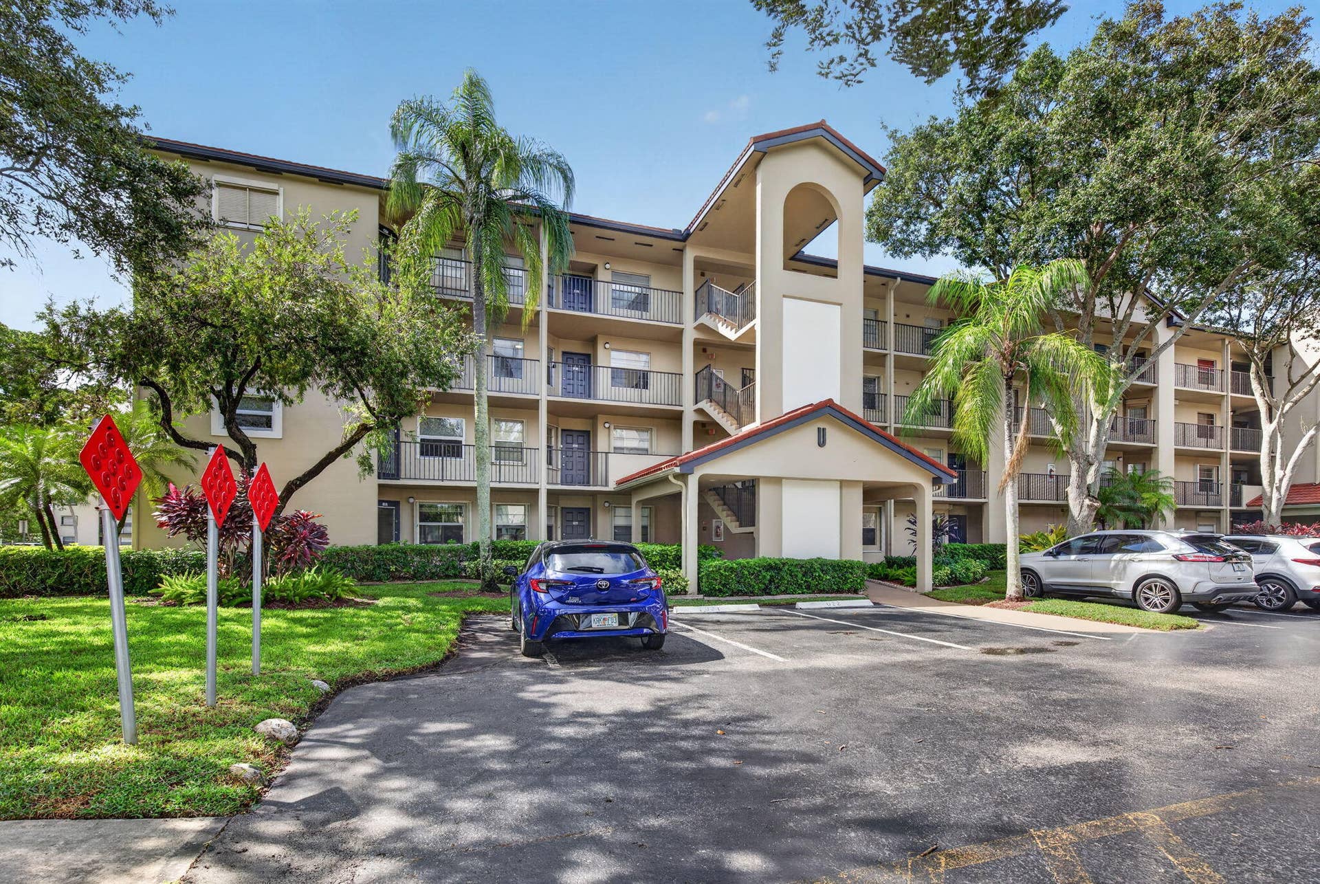 1100 SW 128TH Terrace, #302U, Pembroke Pines, FL 33027 2-web-or-mls-_A7A0454