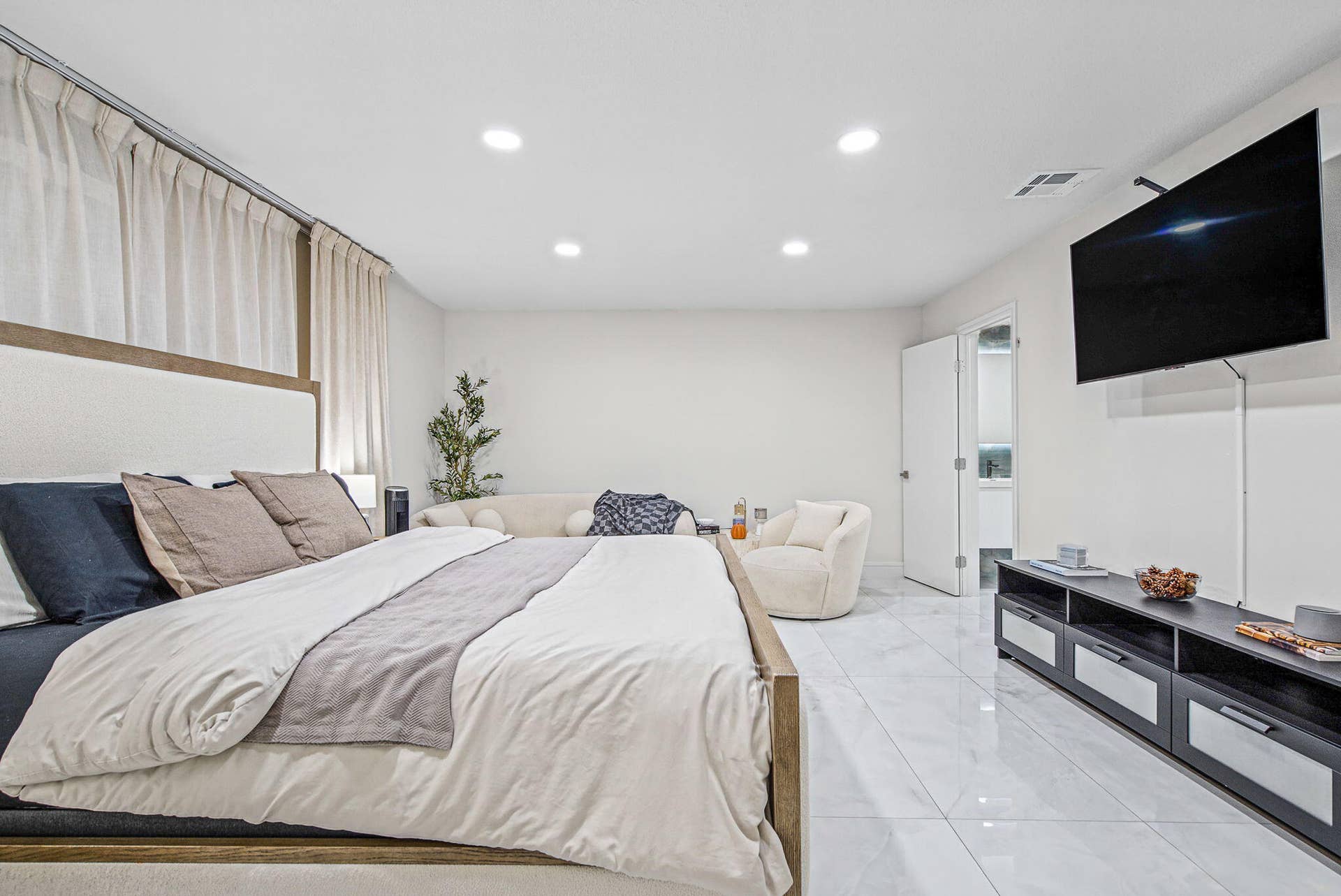 22-web-or-mls-22