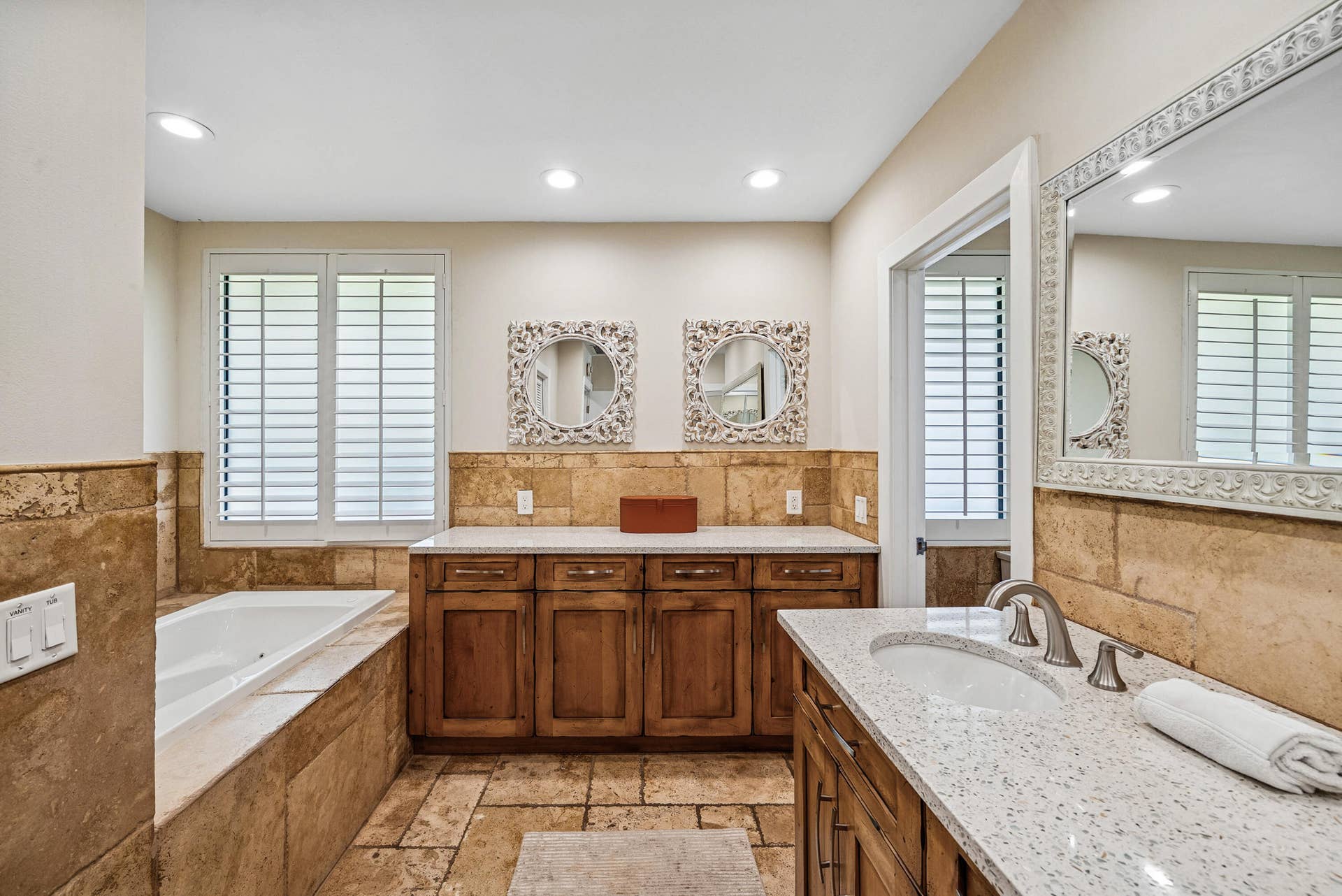 5221 Estates Drive, Delray Beach, FL 33445 Primary Bathroom