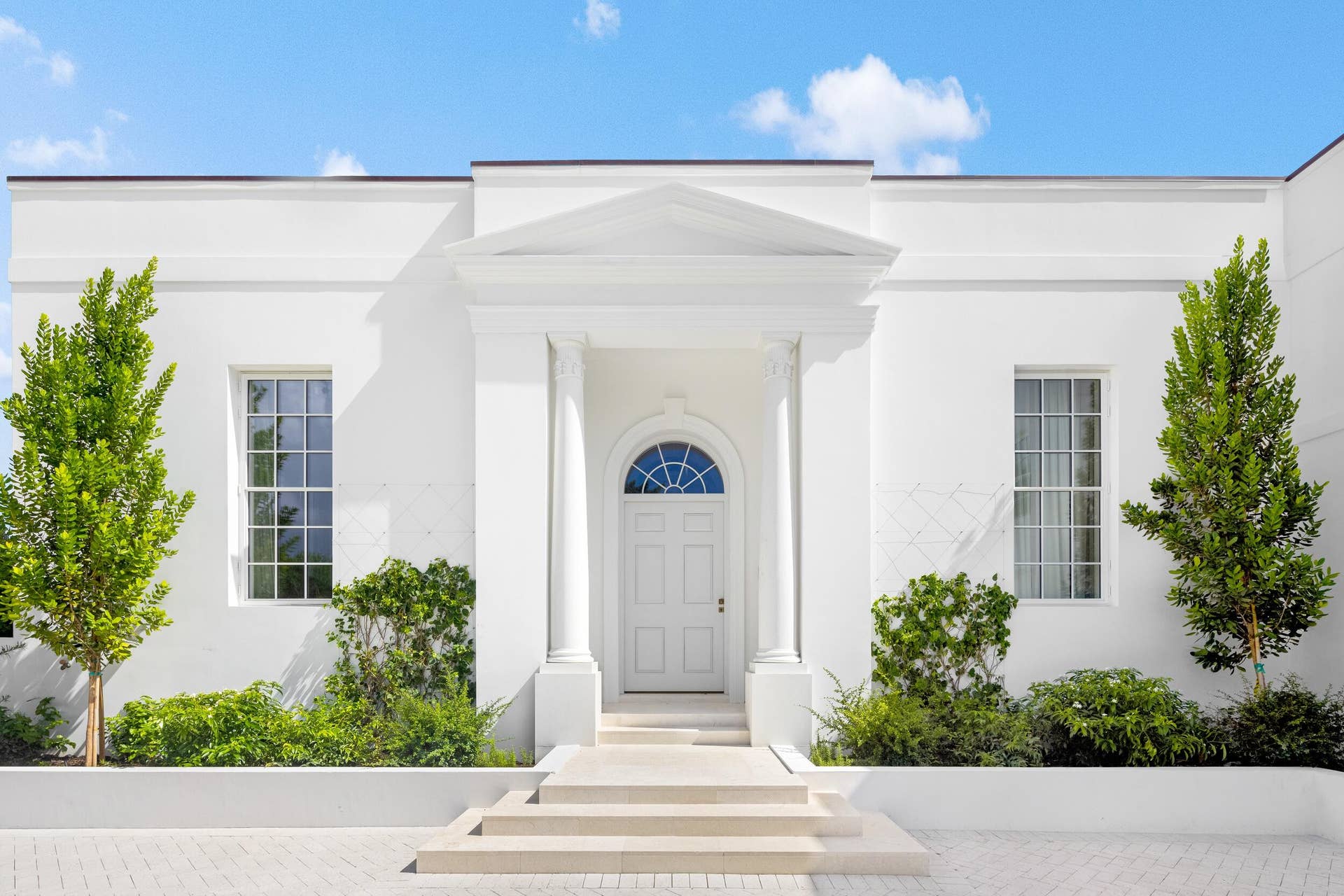 200 Regents Park Rd
