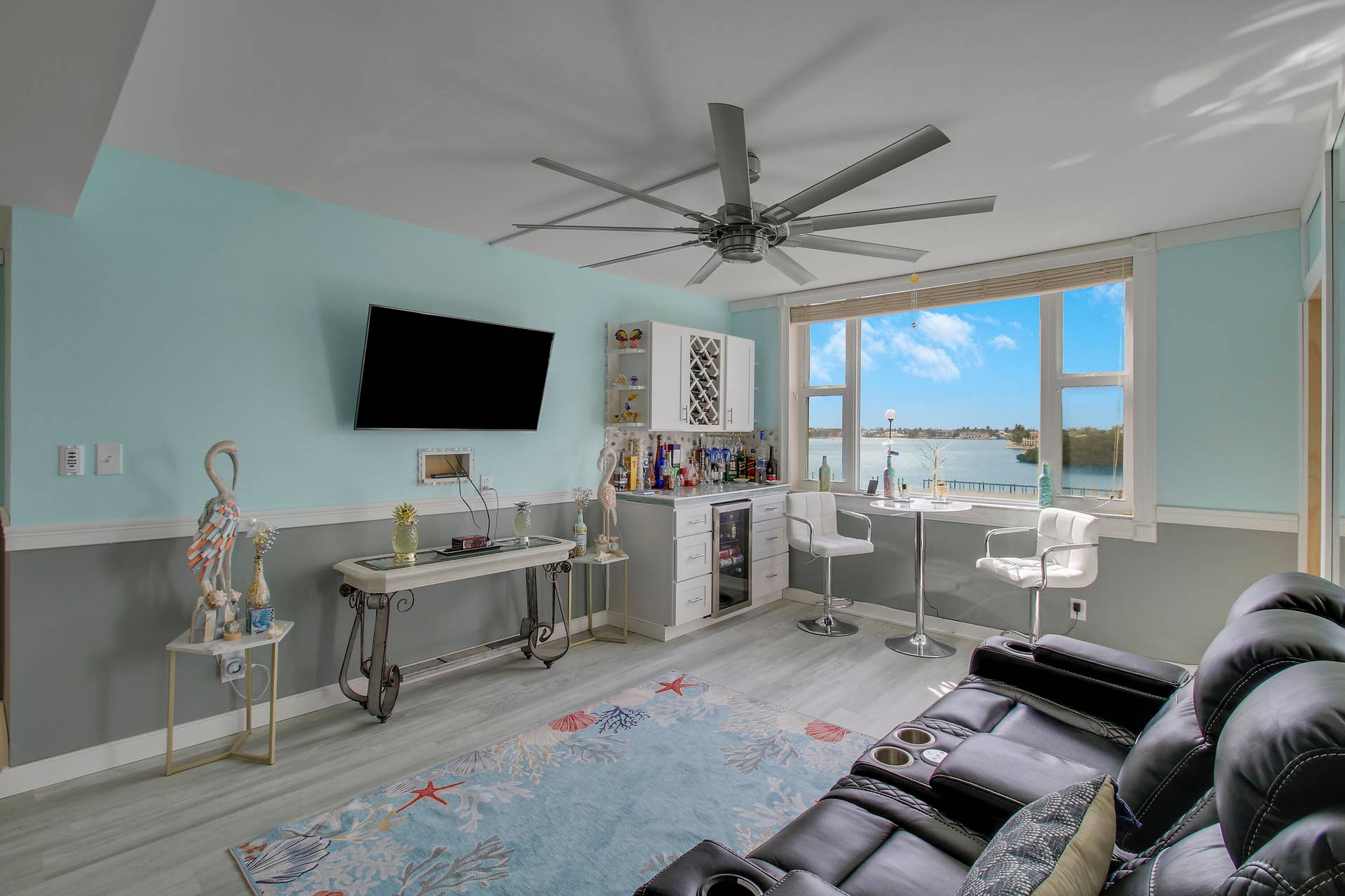 1810 NEW PALM Way, #411, Boynton Beach, FL 33435 living room