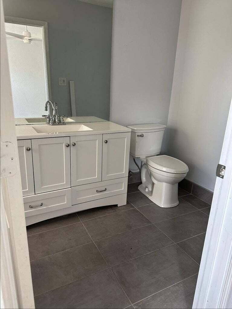 2143 SE BELL ISLE Drive, Port St Lucie, FL 34952 Bell Isle Master Bath 2
