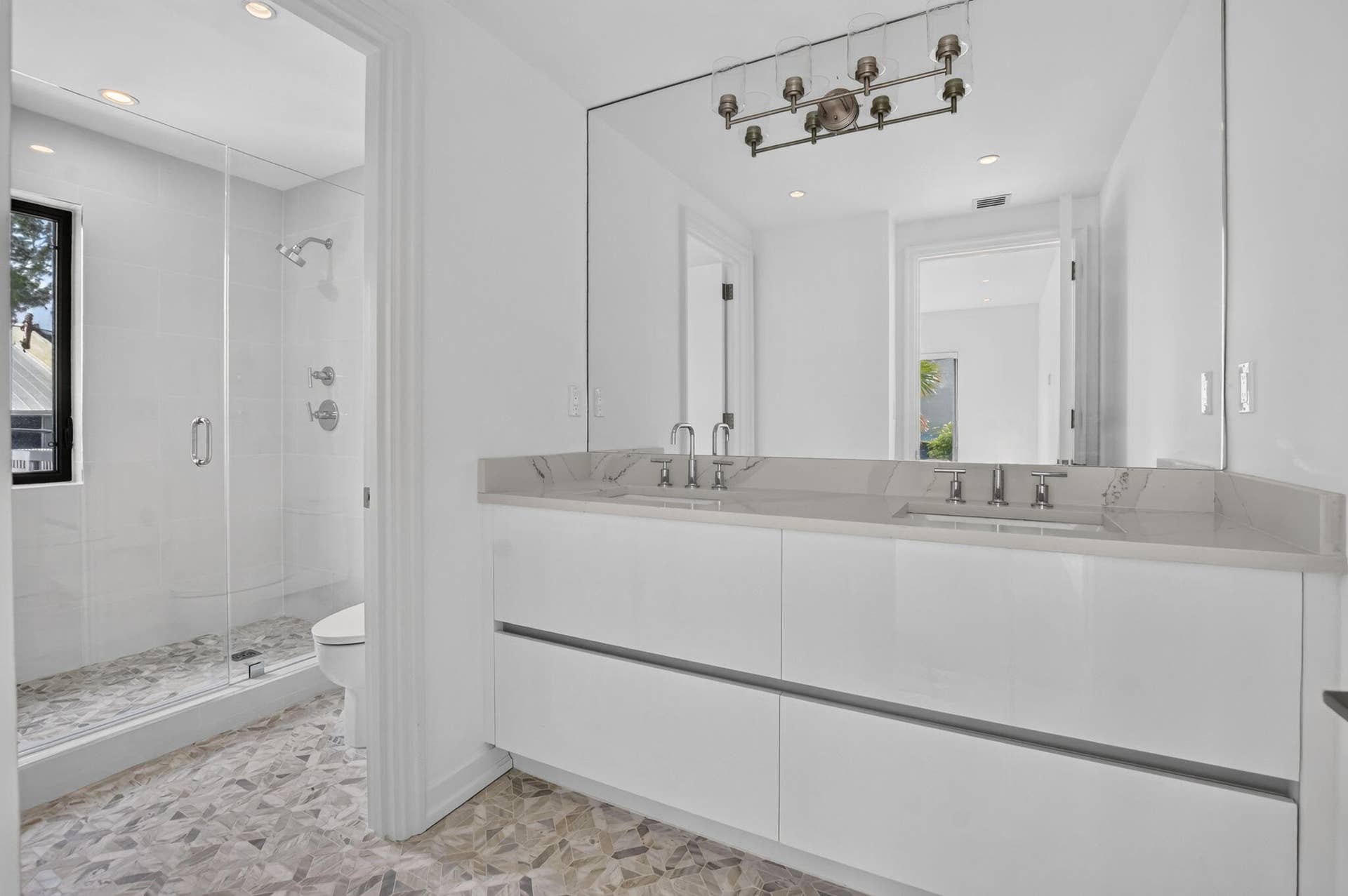 325 NE 20TH Avenue, #Th a, Deerfield Beach, FL 33441 39-web-or-mls-DSC_1960