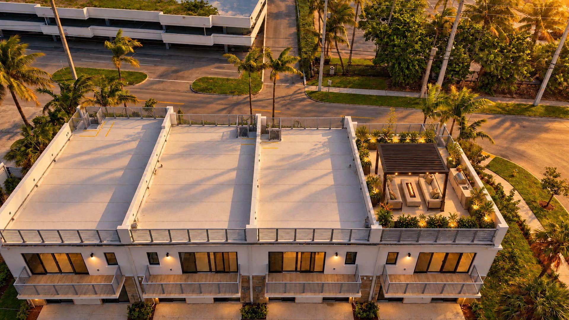 325 NE 20TH Avenue, #Th a, Deerfield Beach, FL 33441 70-web-or-mls-DJI_20261028002323_0089_D_