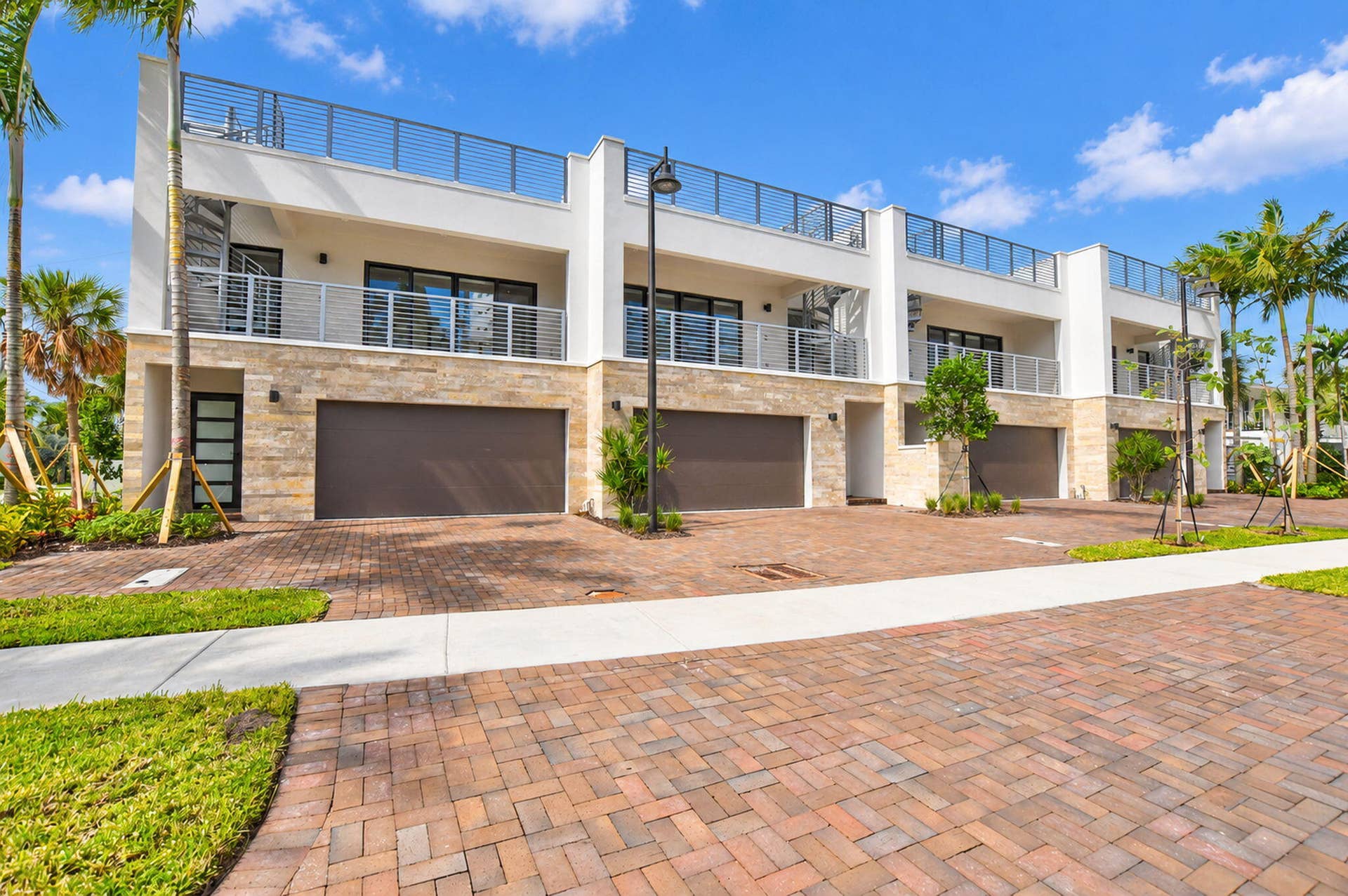 325 NE 20TH Avenue, #Th a, Deerfield Beach, FL 33441 2-web-or-mls-DSC_1820_1_2_3_4