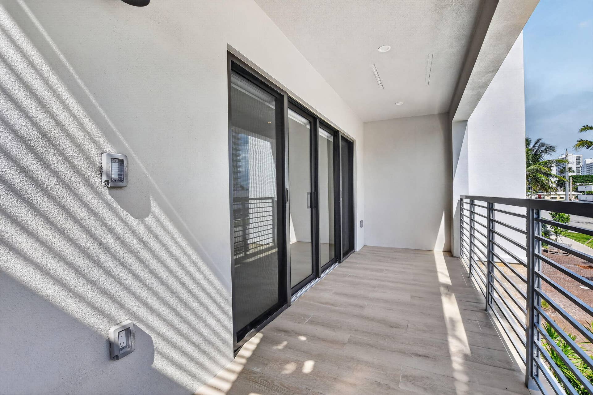 325 NE 20TH Avenue, #Th a, Deerfield Beach, FL 33441 47-web-or-mls-DSC_2000