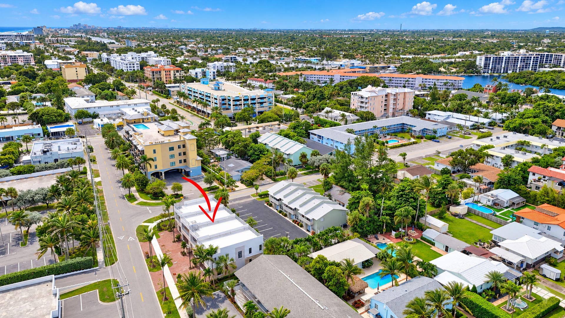 325 NE 20TH Avenue, #Th a, Deerfield Beach, FL 33441 65-web-or-mls-DJI_20261028002148_0064_D_