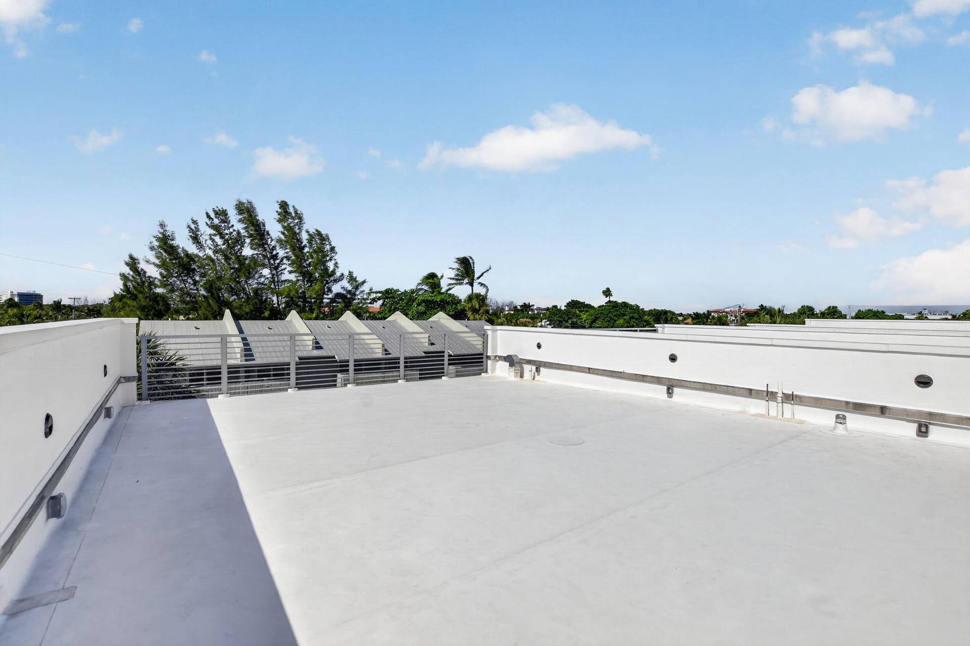325 NE 20TH Avenue, #Th a, Deerfield Beach, FL 33441 49-web-or-mls-DSC_2010