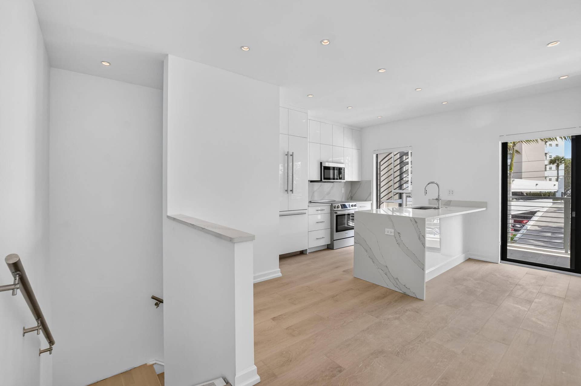 325 NE 20TH Avenue, #Th a, Deerfield Beach, FL 33441 5-web-or-mls-DSC_1830