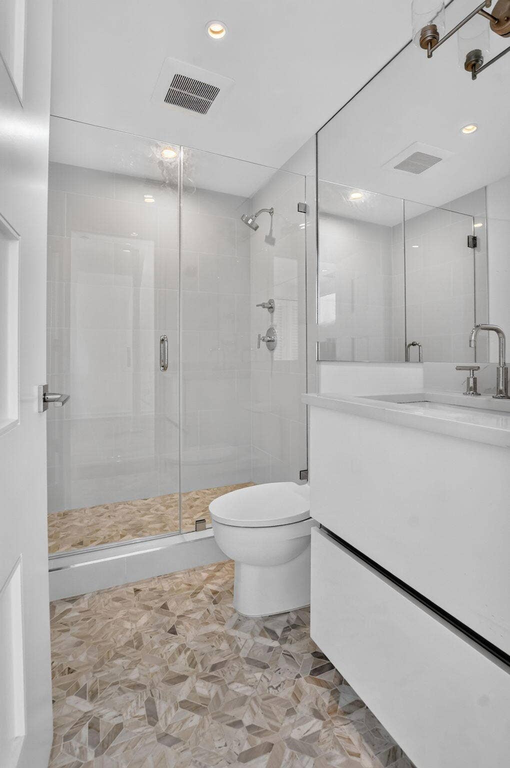 325 NE 20TH Avenue, #Th a, Deerfield Beach, FL 33441 26-web-or-mls-DSC_1915
