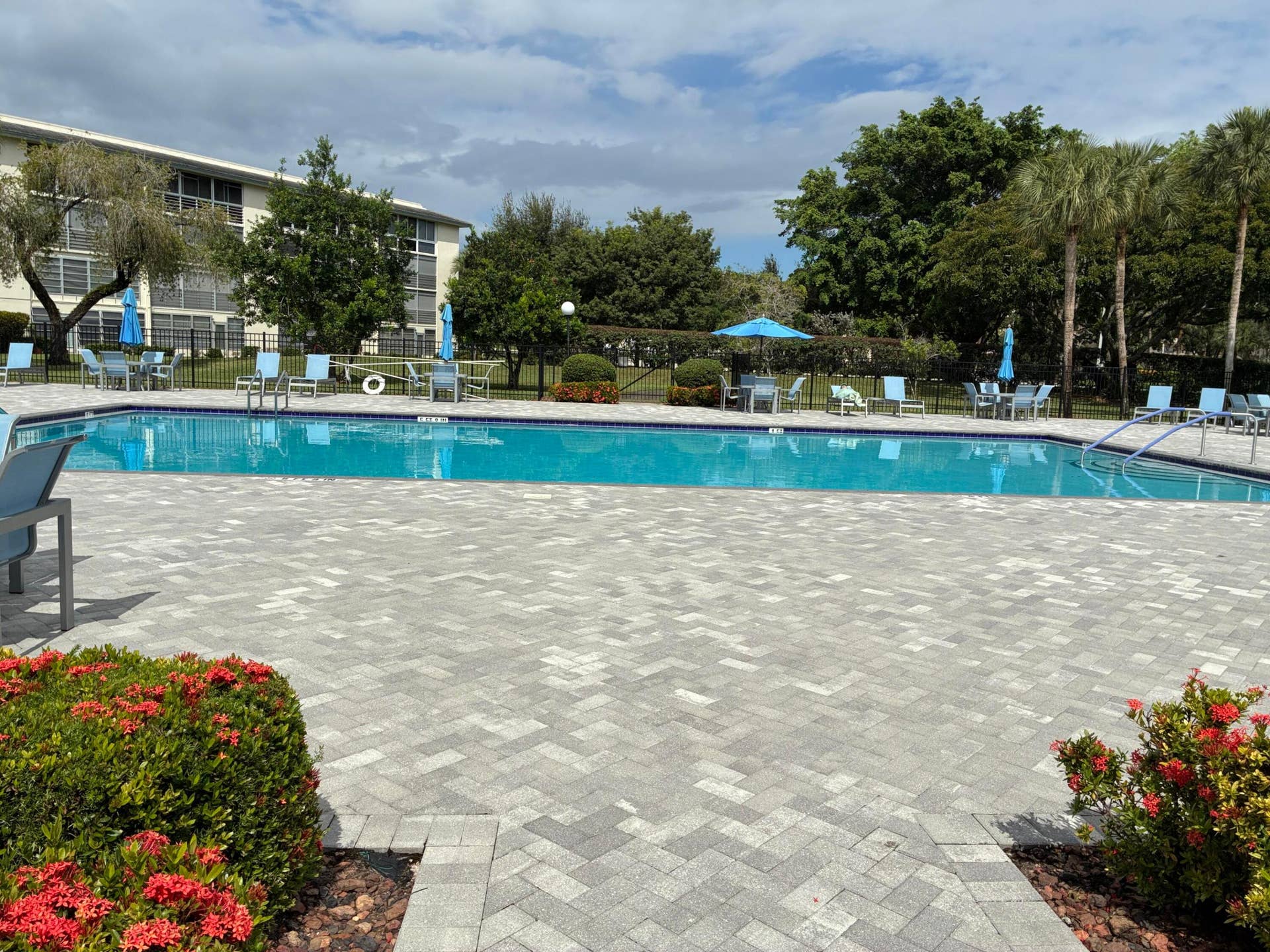 2502 ANTIGUA Terrace, #G1, Coconut Creek, FL 33066 IMG_3660