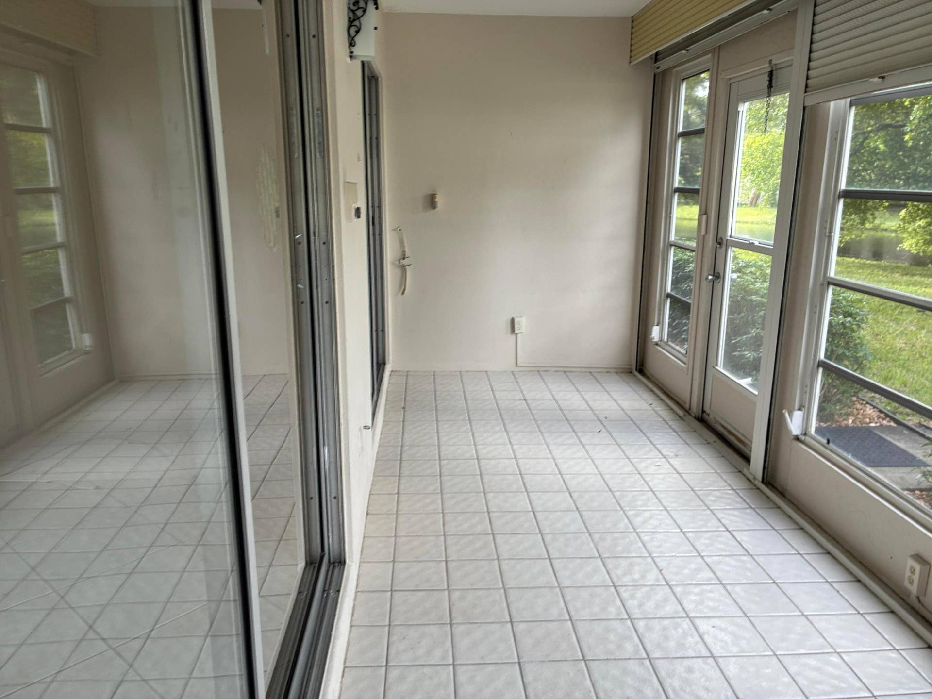 2502 ANTIGUA Terrace, #G1, Coconut Creek, FL 33066 IMG_3654
