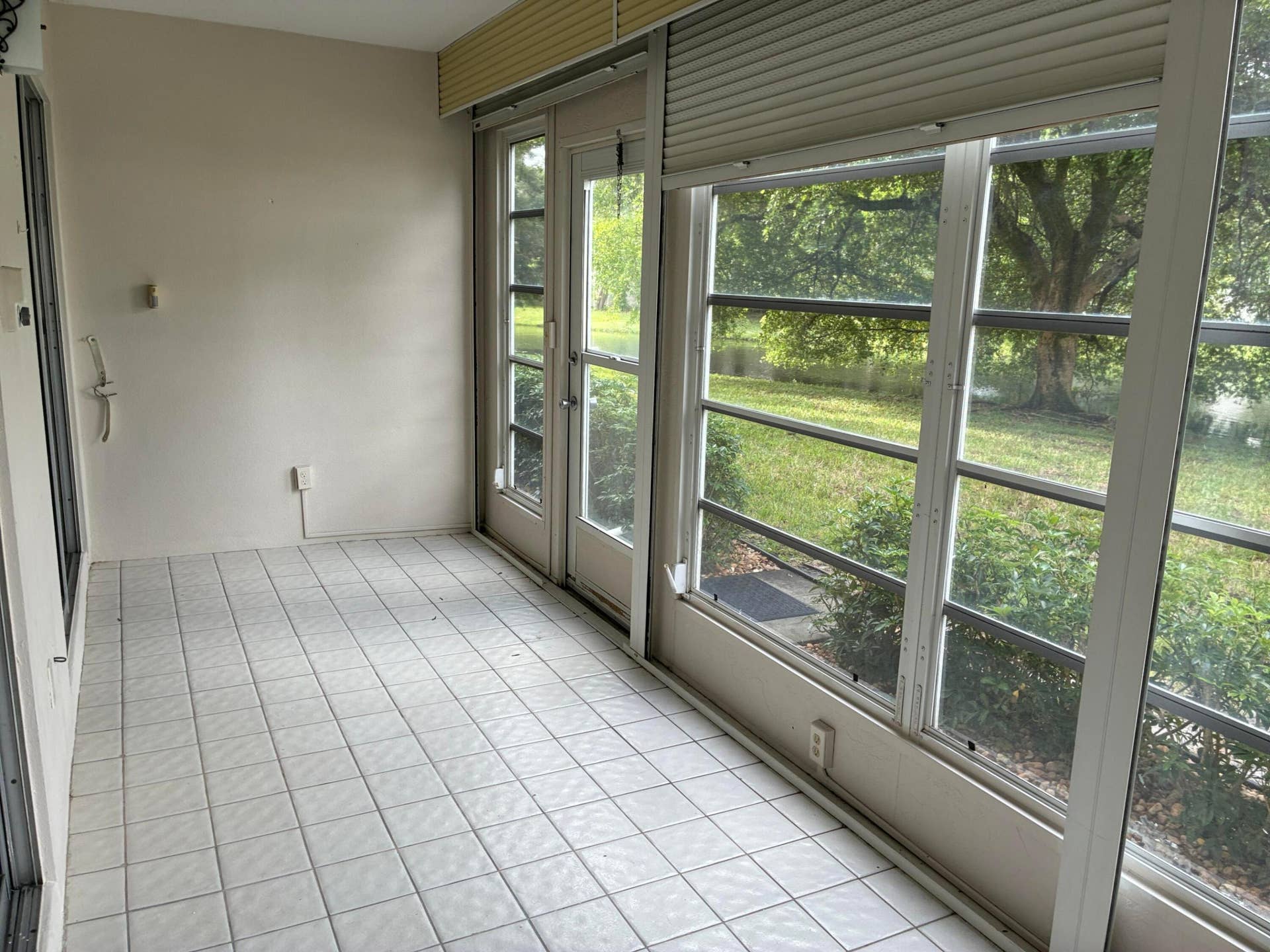 2502 ANTIGUA Terrace, #G1, Coconut Creek, FL 33066 IMG_3653