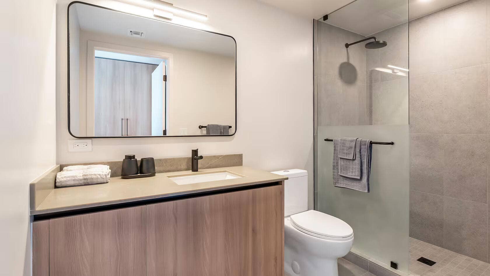 Bathroom 4