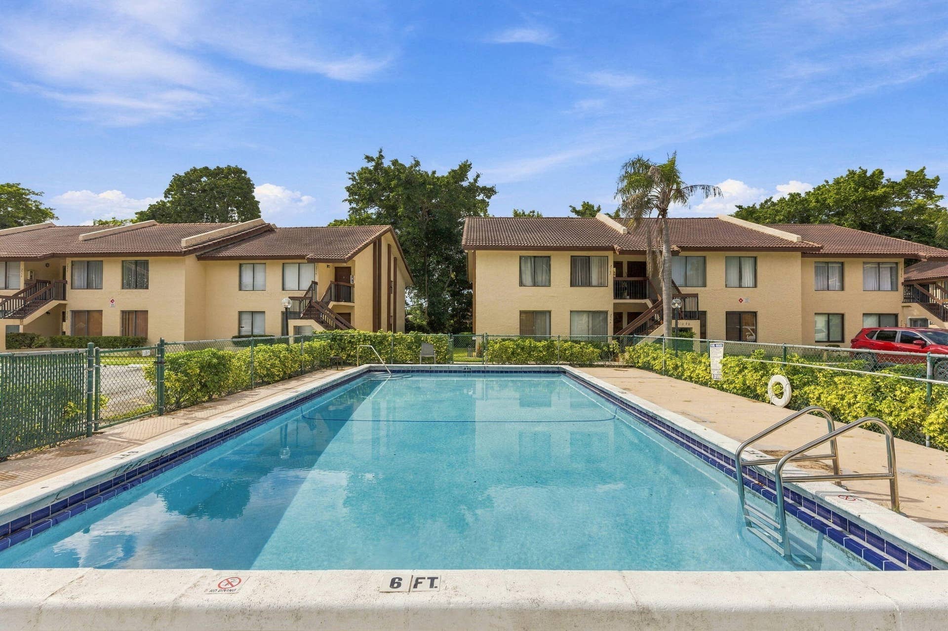 2572 RIVERSIDE Drive, #413, Coral Springs, FL 33065 AR Media 30