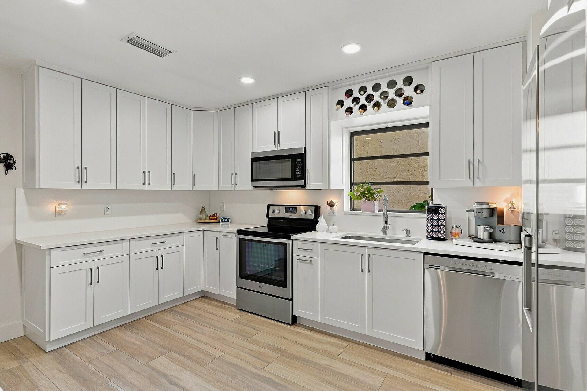 10622 GREENBRIAR Court, Boca Raton, FL 33498 16_dsc_2600_f0357665