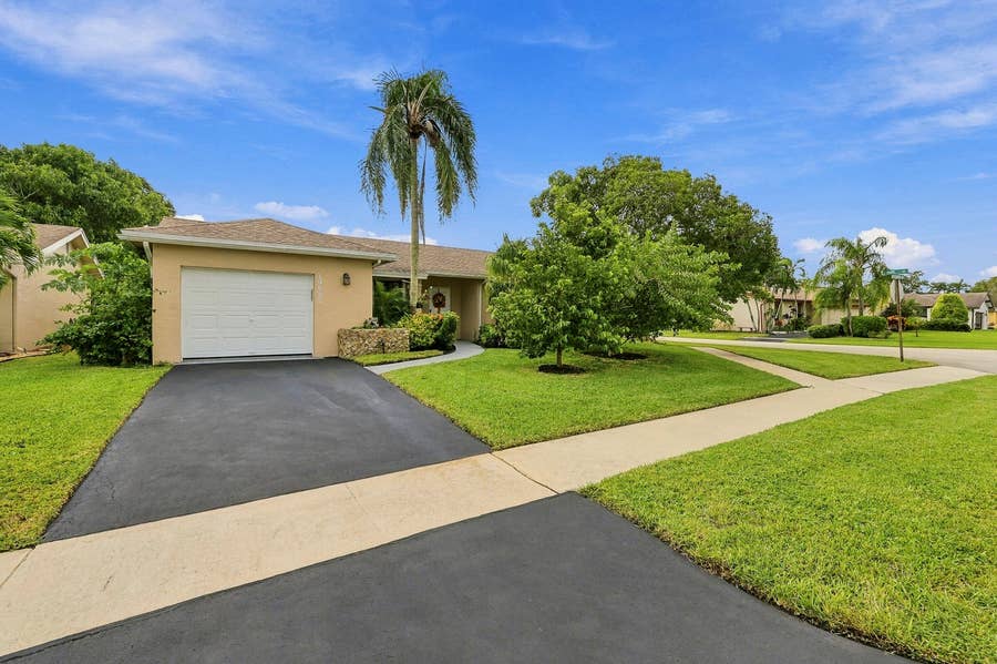 Property photo for 10622 GREENBRIAR Court, Boca Raton, FL