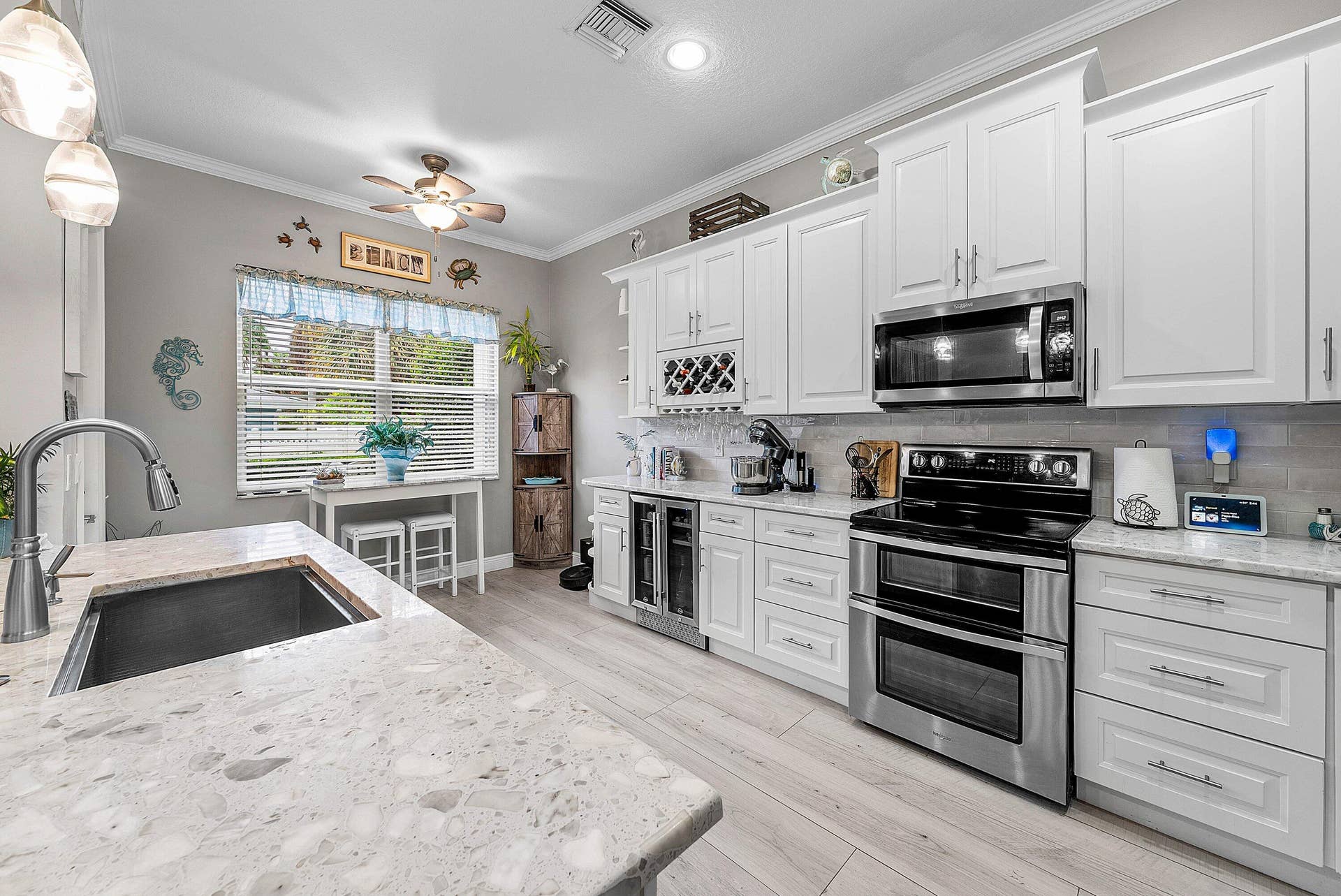 166 Barefoot Cove, Hypoluxo, FL 33462 015-166BarefootCove-Hypoluxo-FL-33462-SM