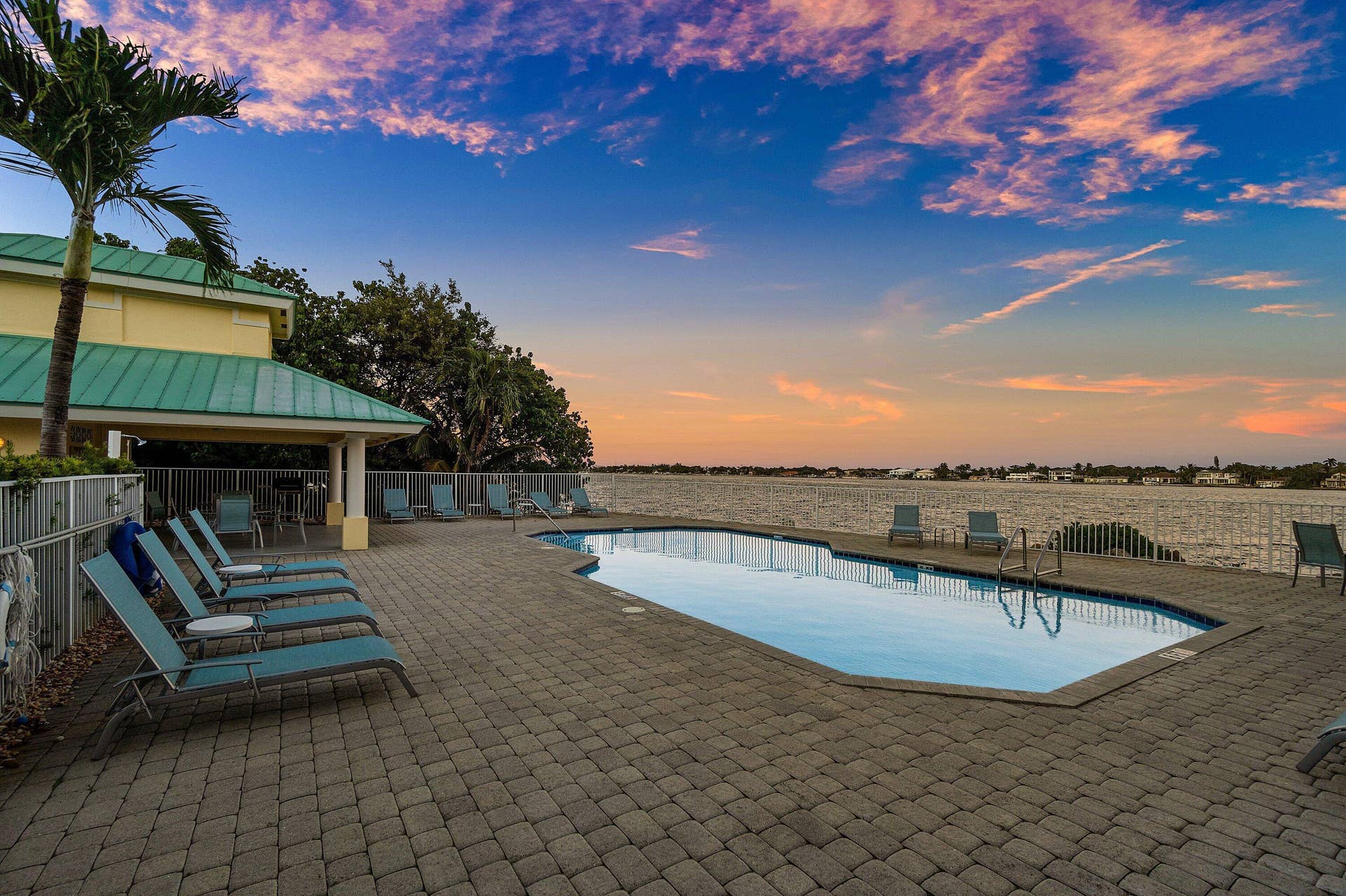 166 Barefoot Cove, Hypoluxo, FL 33462 Pool / Intracoastal